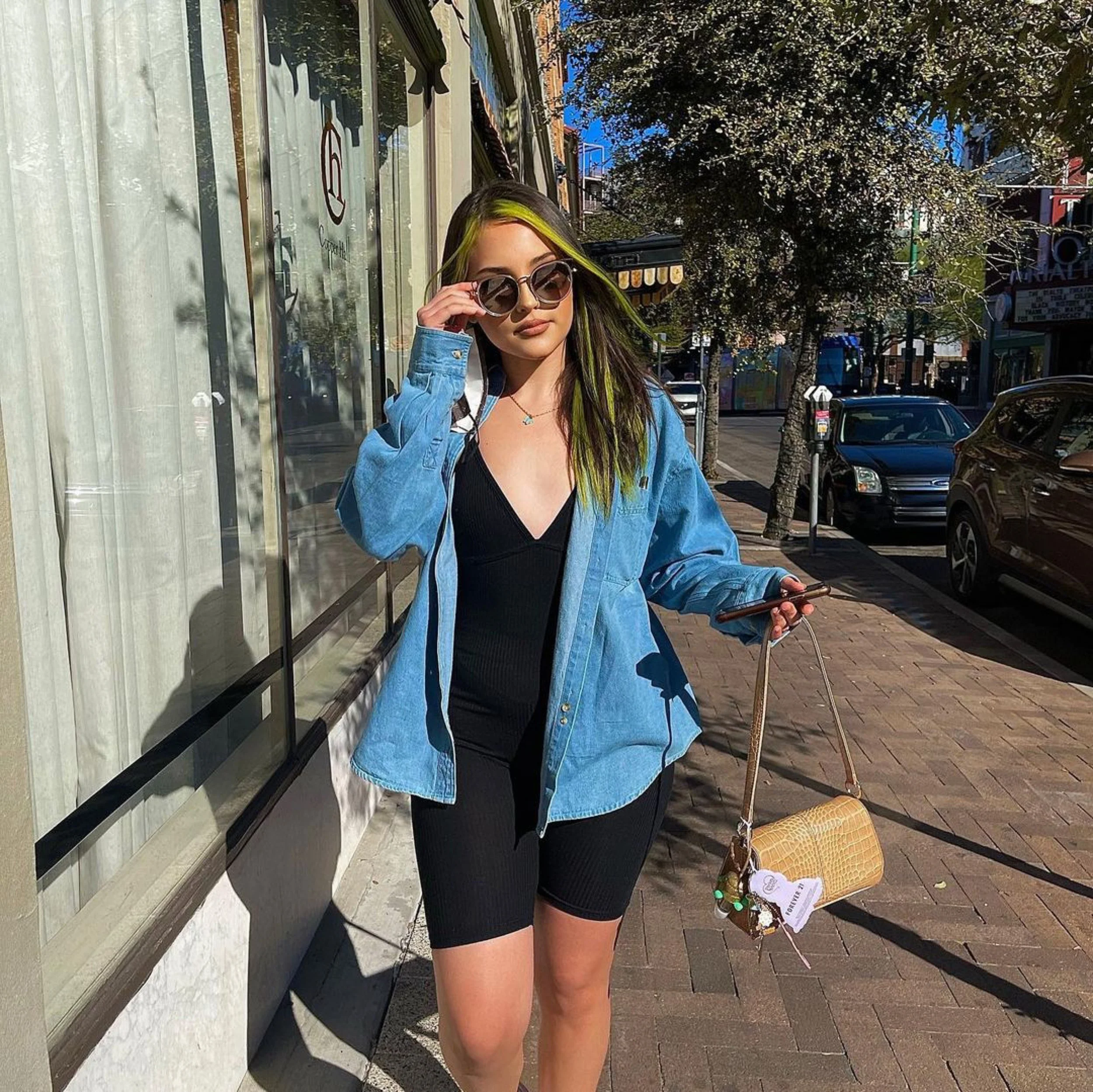 Glitzel Ortiz wearing 'Vibrant' by V SHADES