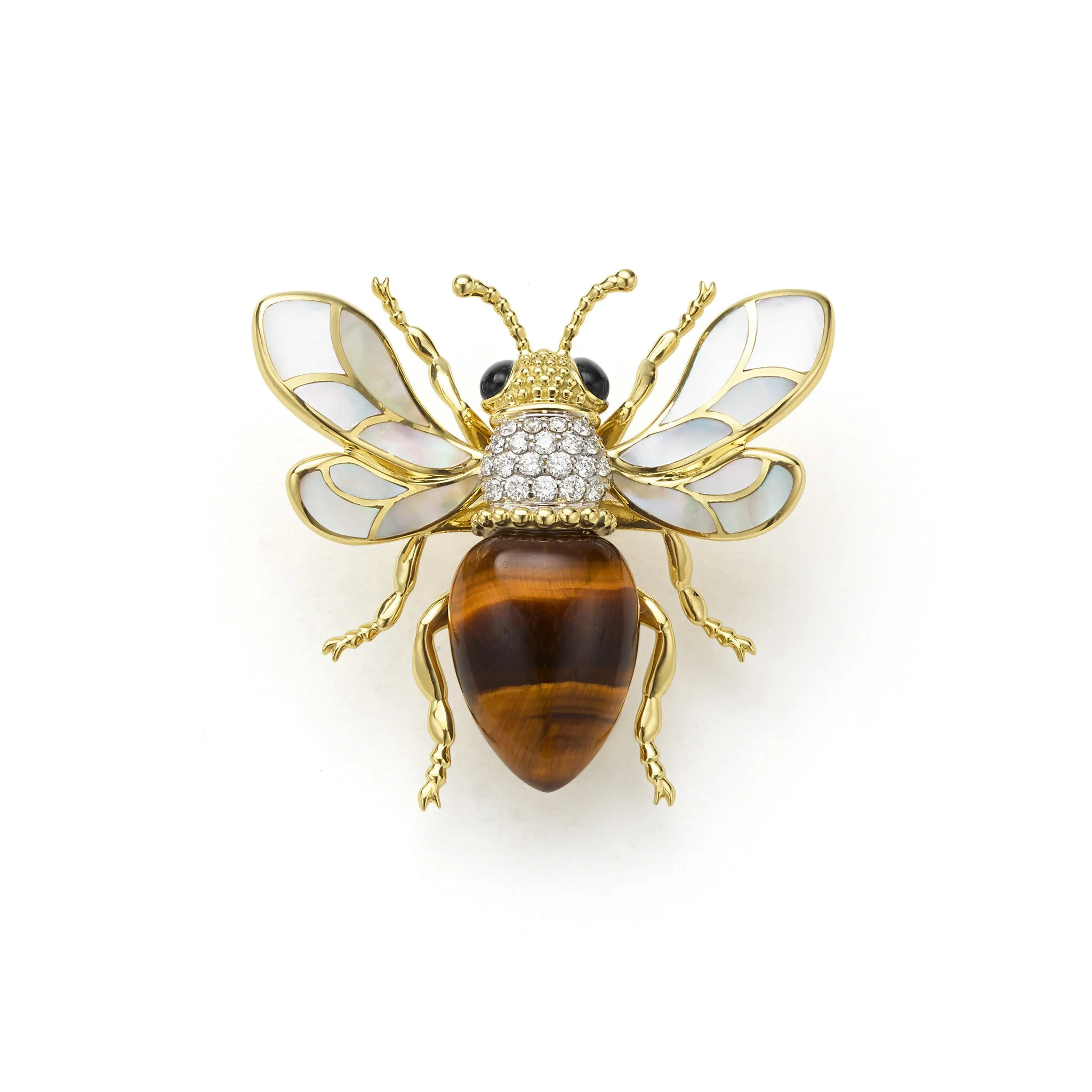 Diane Lane Shines in LAGOS 4 Jewelry at the 83rd Annual Golden Globe Awards V shades Fashion News VS Brands Digital Media Holding Company 2 3 5.jpg