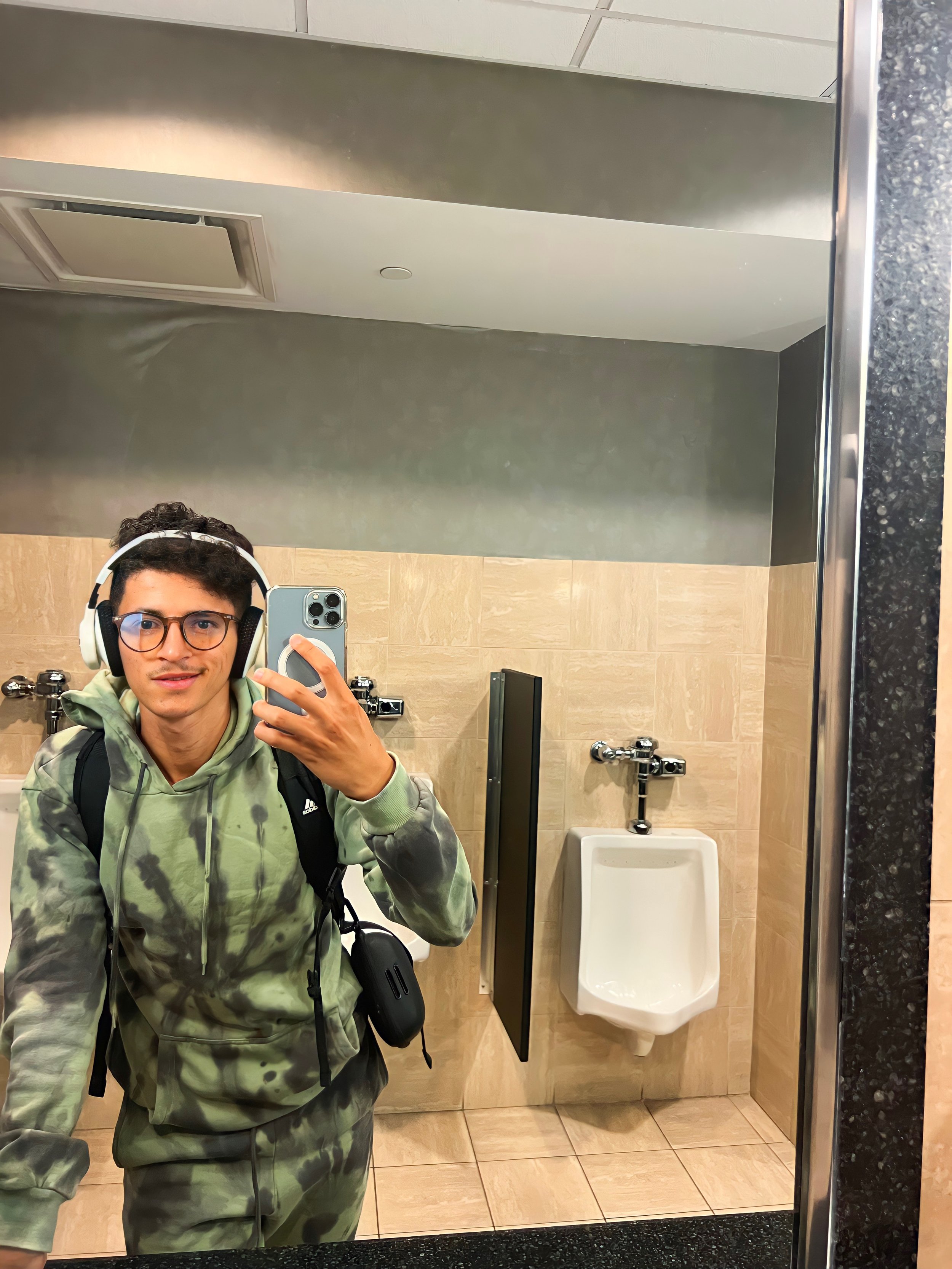 Anas Essayi V Shades Sunglasses blue ray glasses school 3.JPG