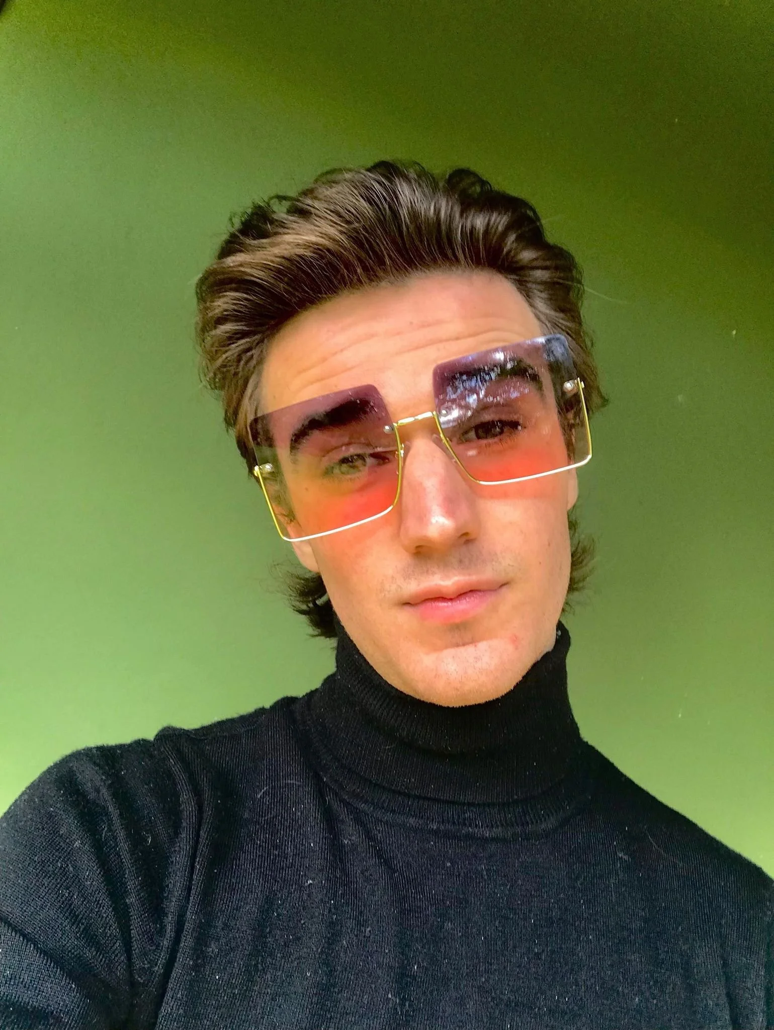 Lachy McGregor Fashion Model V Shades Premium Luxury Sunglasses VS Brands Digital Media Holding Company Beauty Oversized Square Gradient Half Rim.jpg