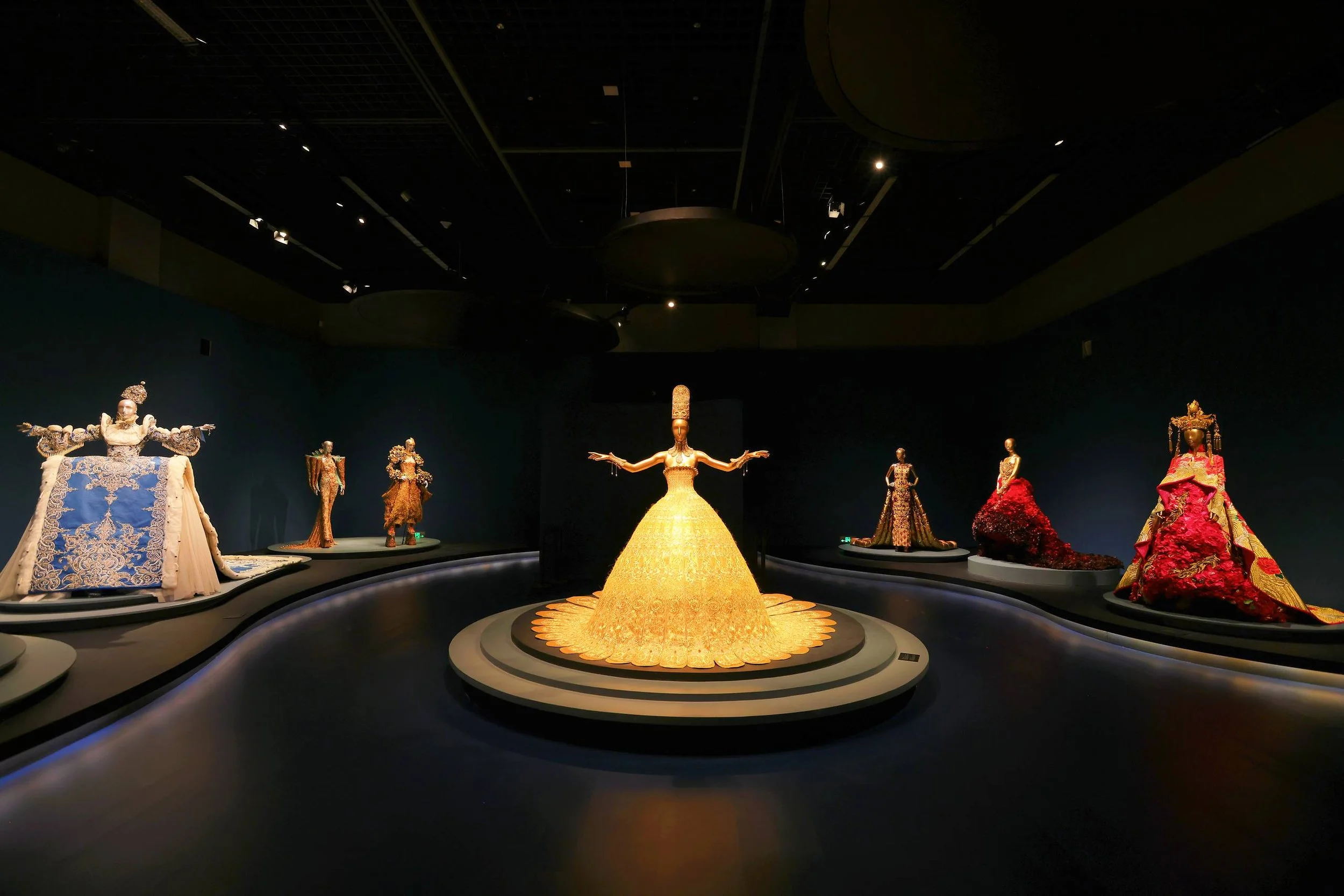 China National Silk Museum Opens Guo Pei Retrospective Featuring Rihanna’s 2015 Met Gala Gown