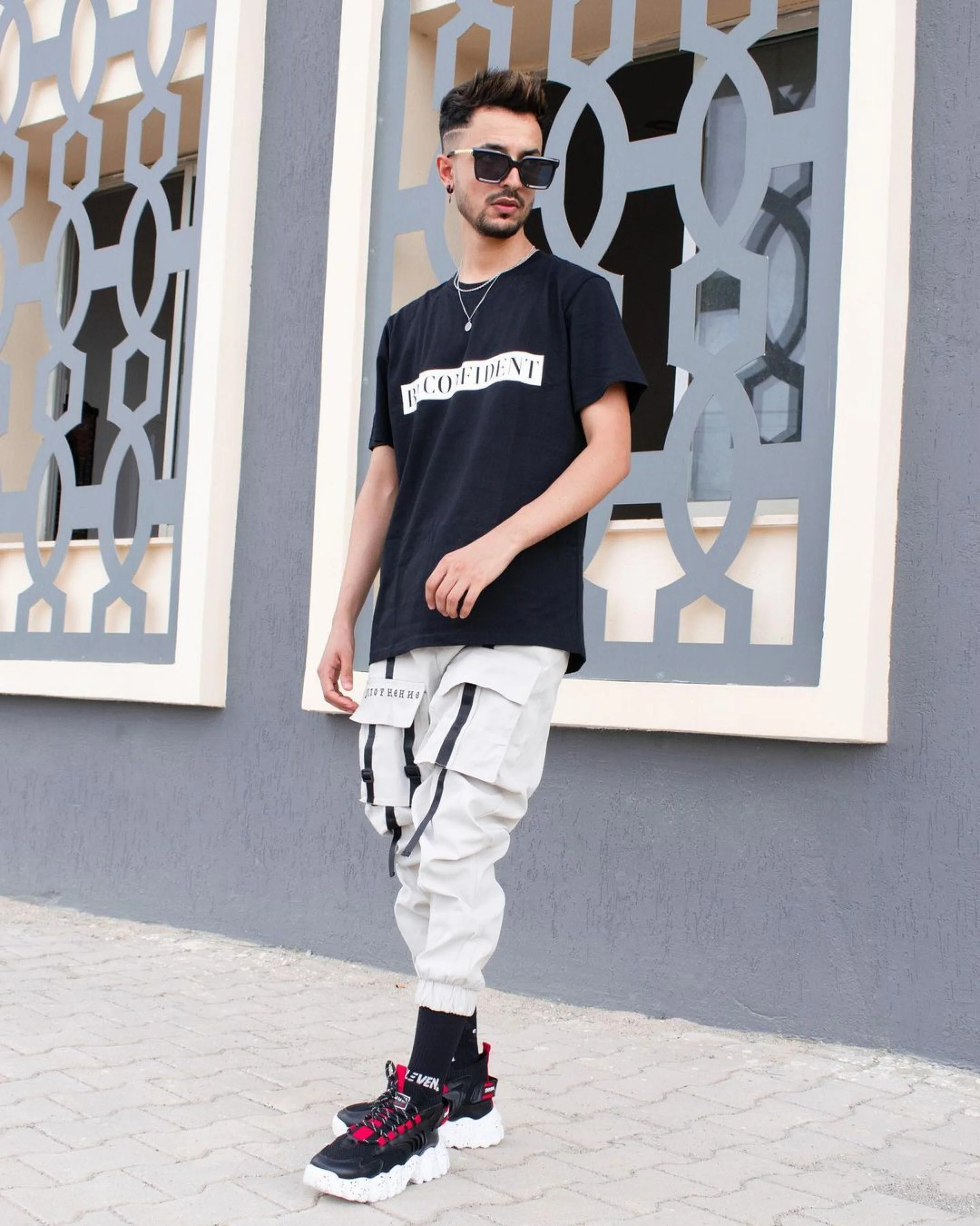 Saif Regaig model v shades sunglasses square fashion chain arm top notch 1.JPG