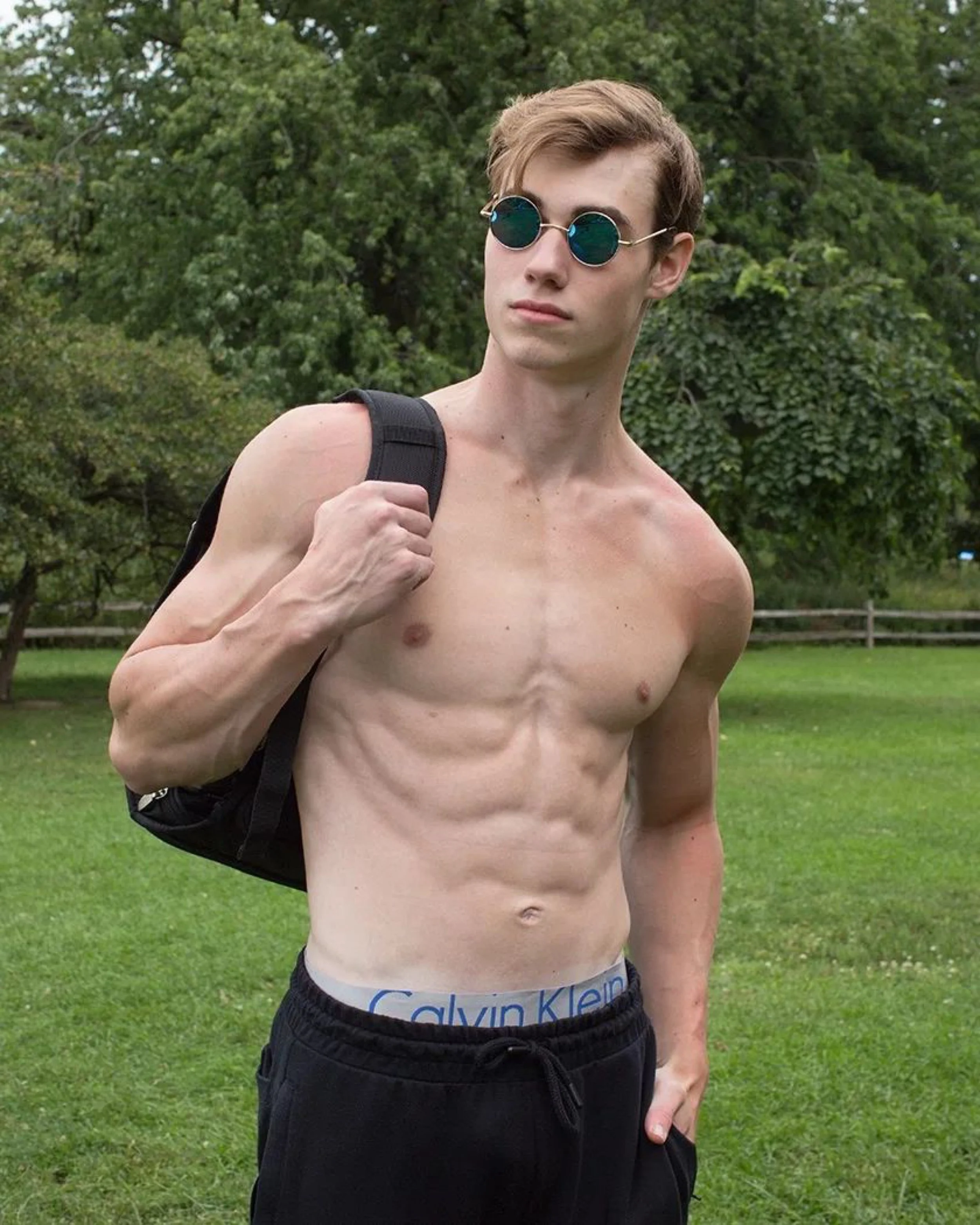 The Different Types of Round Sunglasses and How to Style Them ??? V SHADES