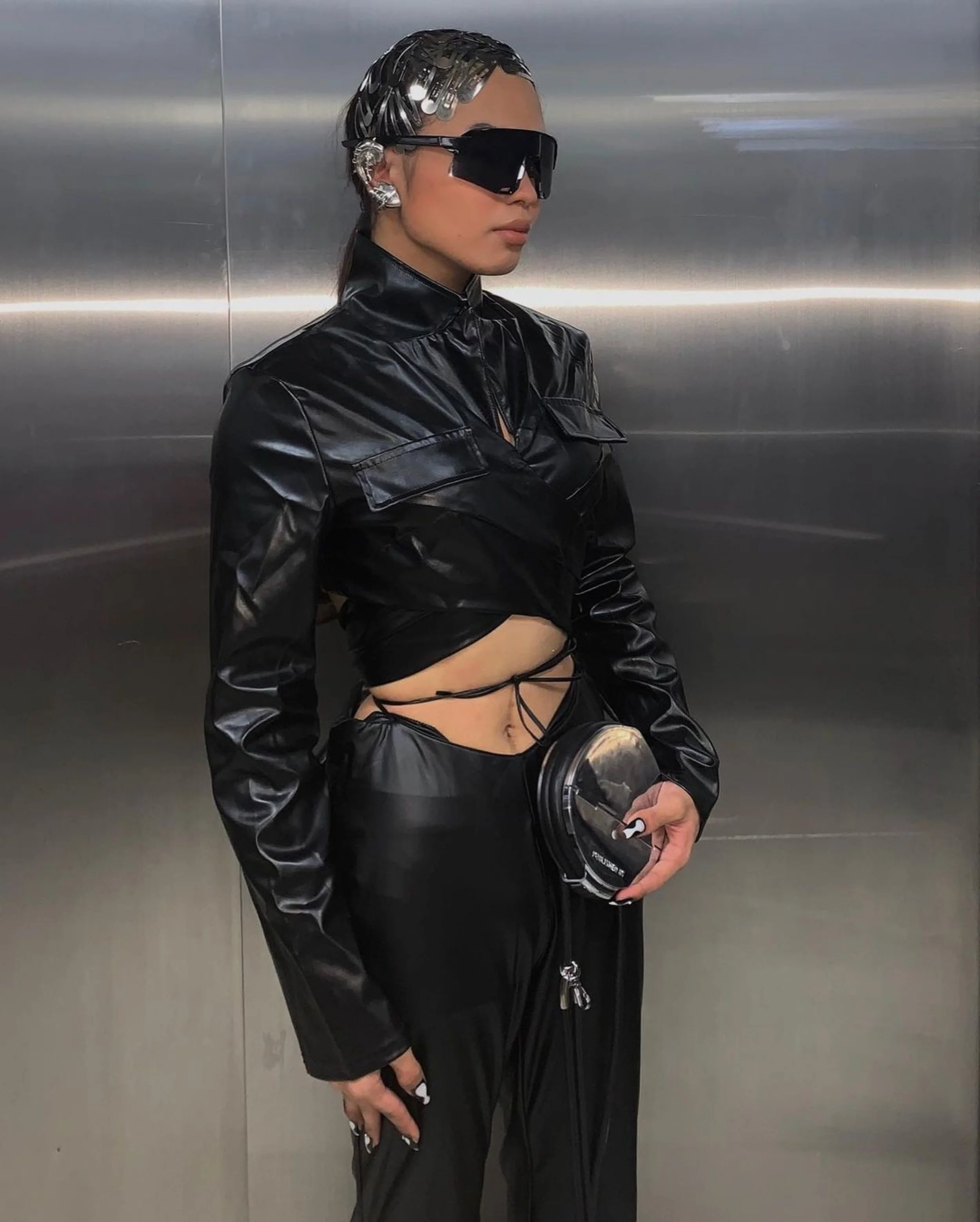 Zandy Zambrano model v shades sunglasses motorsport 8.JPG