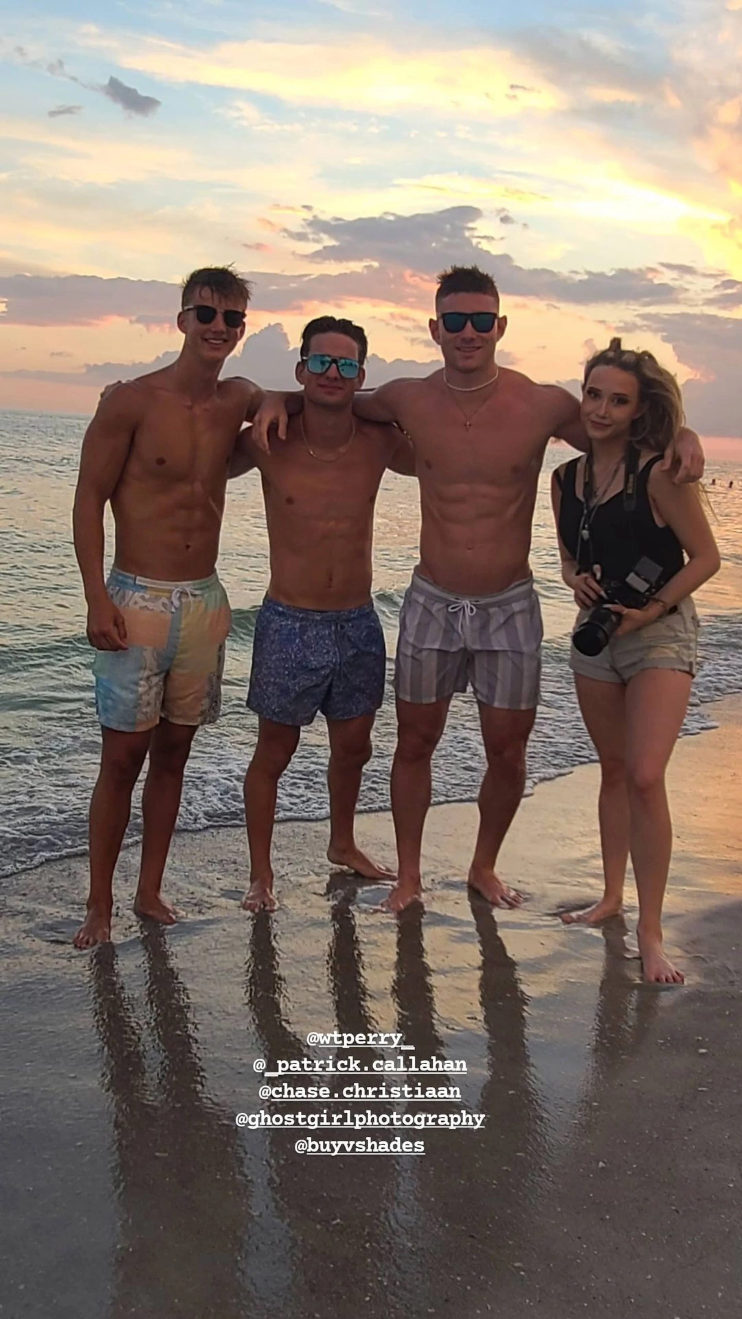 v-shades-warner-perry-real-club-master-chase-christian-signature-01-navigator-patrick-callahan-neon-square-polarized-beach-1-C.JPG