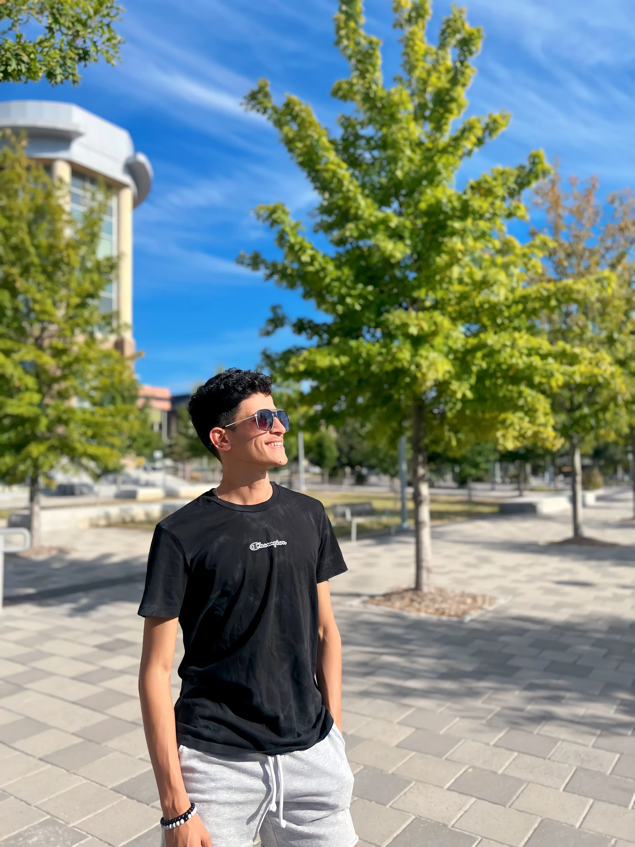 Anas Essayi V Shades Sunglasses signature navigator 01 4.JPG