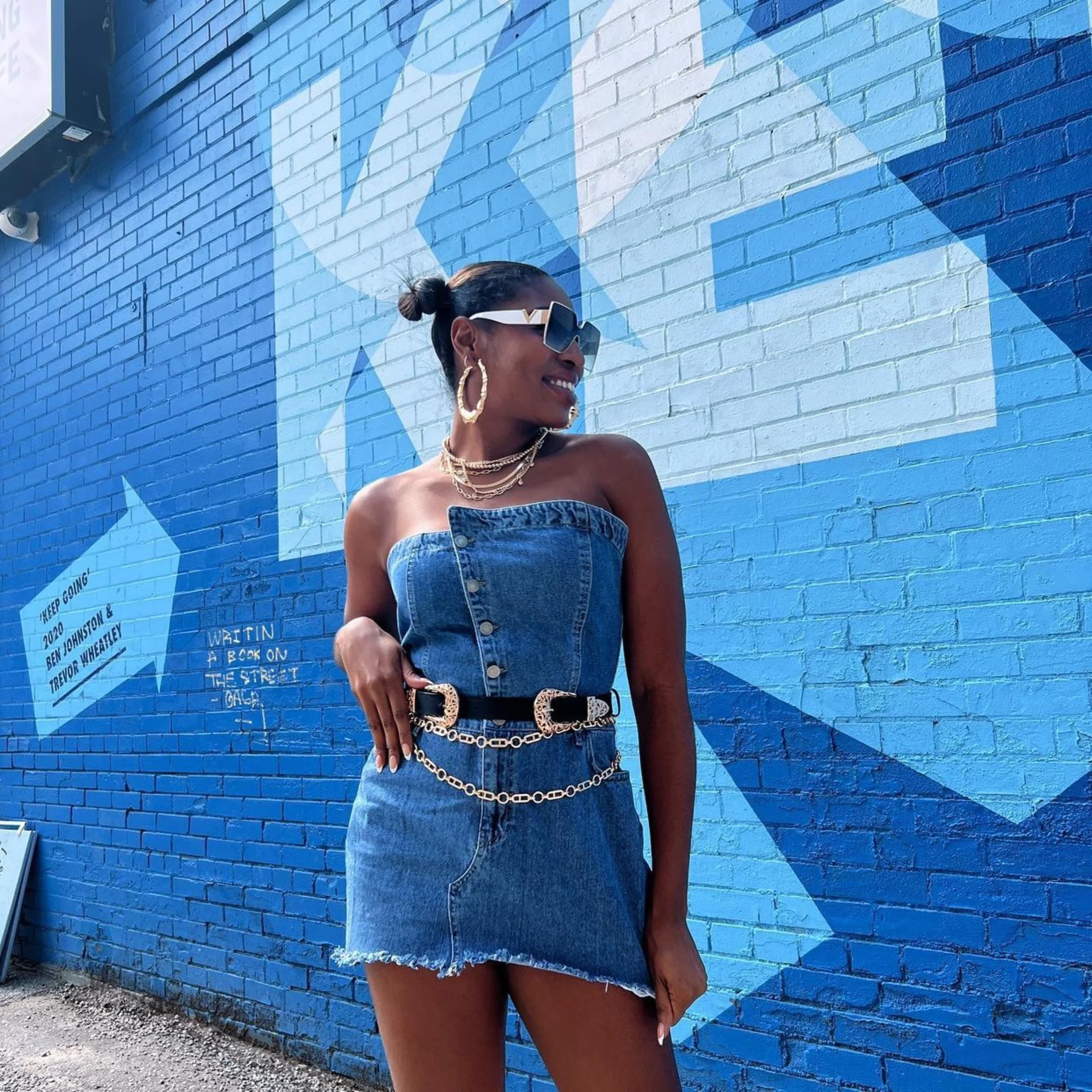 Monica Fitzpatrick Fashion Model V Shades Sunglasses V Fashion 4.JPG