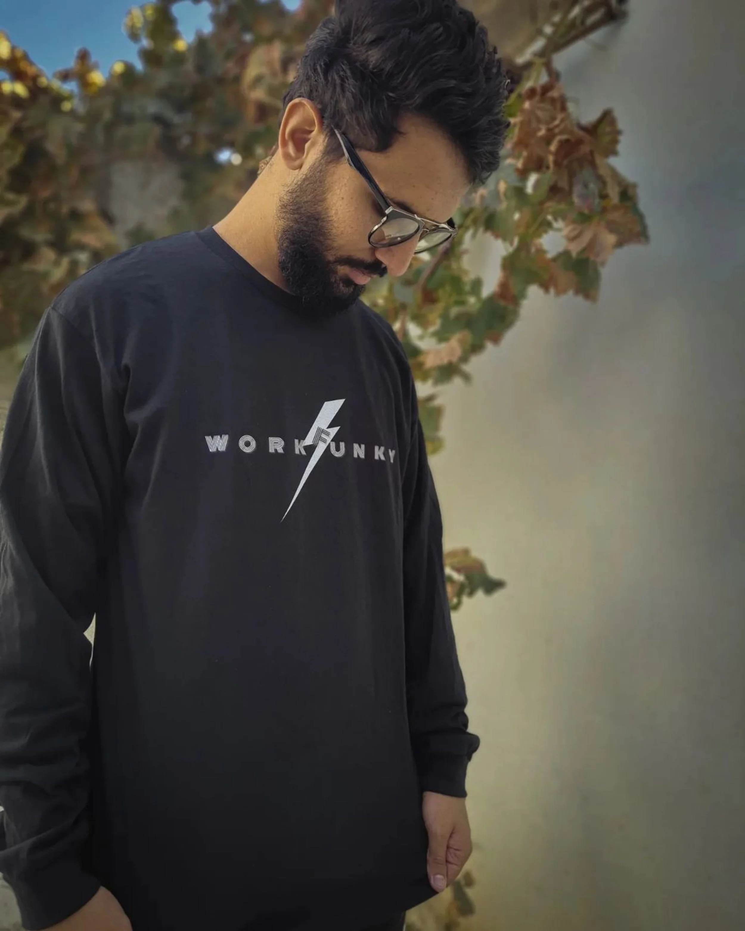 Wail Moumena Fashion Model V Shades Sunglasses Tech Glasses 2.jpg