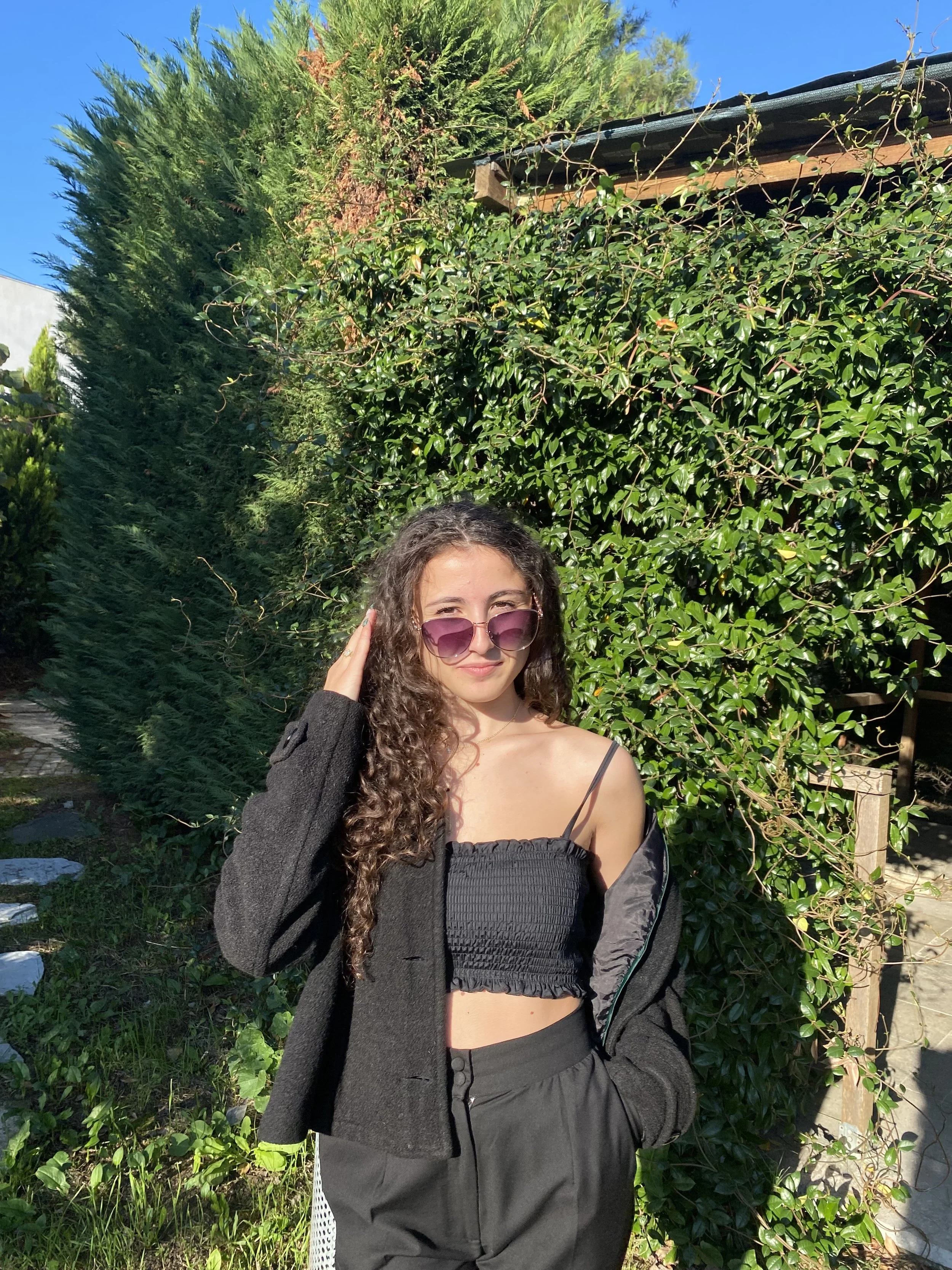 Erida Hoxha Fashion Model V Shades Sunglasses Chic Fashion 1.jpeg