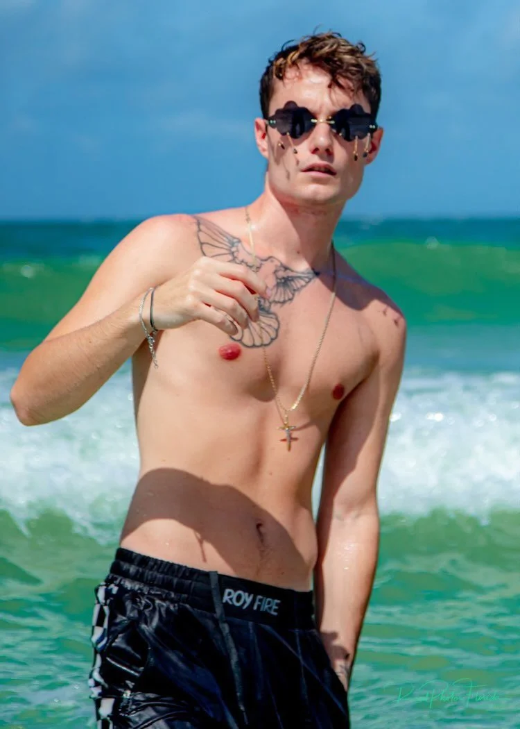 Chancellor Fekete V Shades Sunglasses Fashion Model daydream novelty 1.JPG
