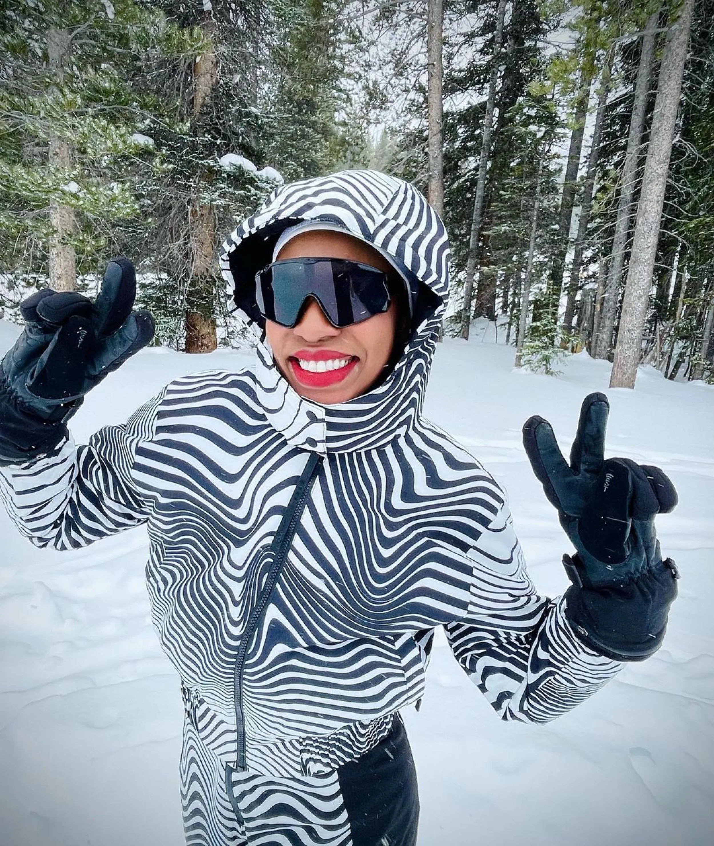 Monica Fitzpatrick Fashion Model V Shades Sunglasses Bionic Oversized Sport 5.JPG