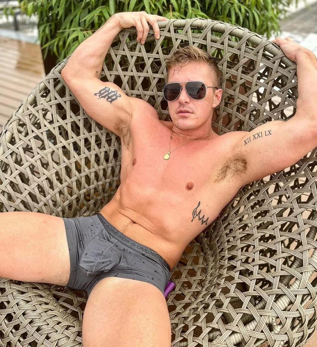 Drew Harper V Shades Sunglasses Honor copy.jpg