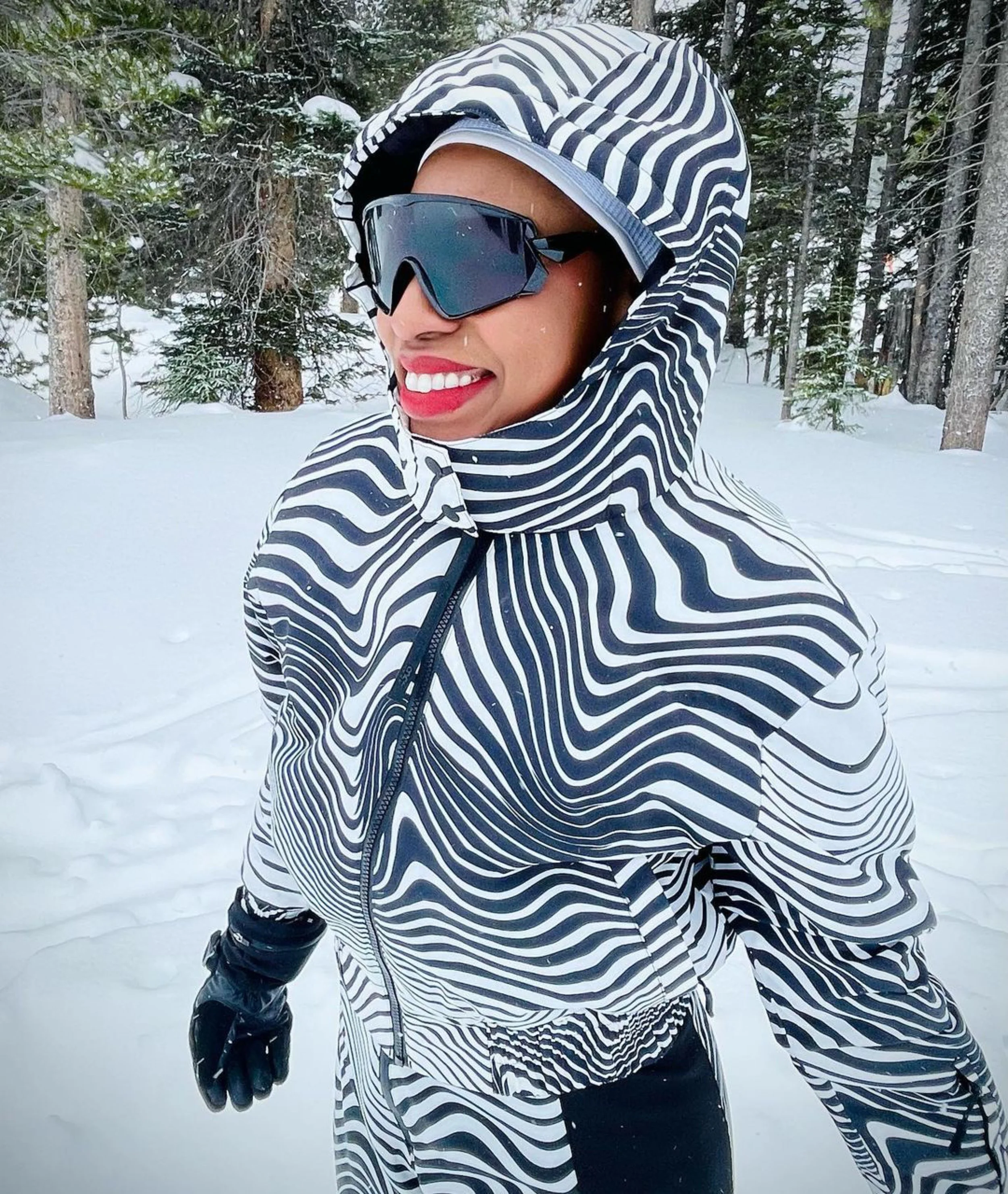 Monica Fitzpatrick Fashion Model V Shades Sunglasses Bionic Oversized Sport 7.JPG