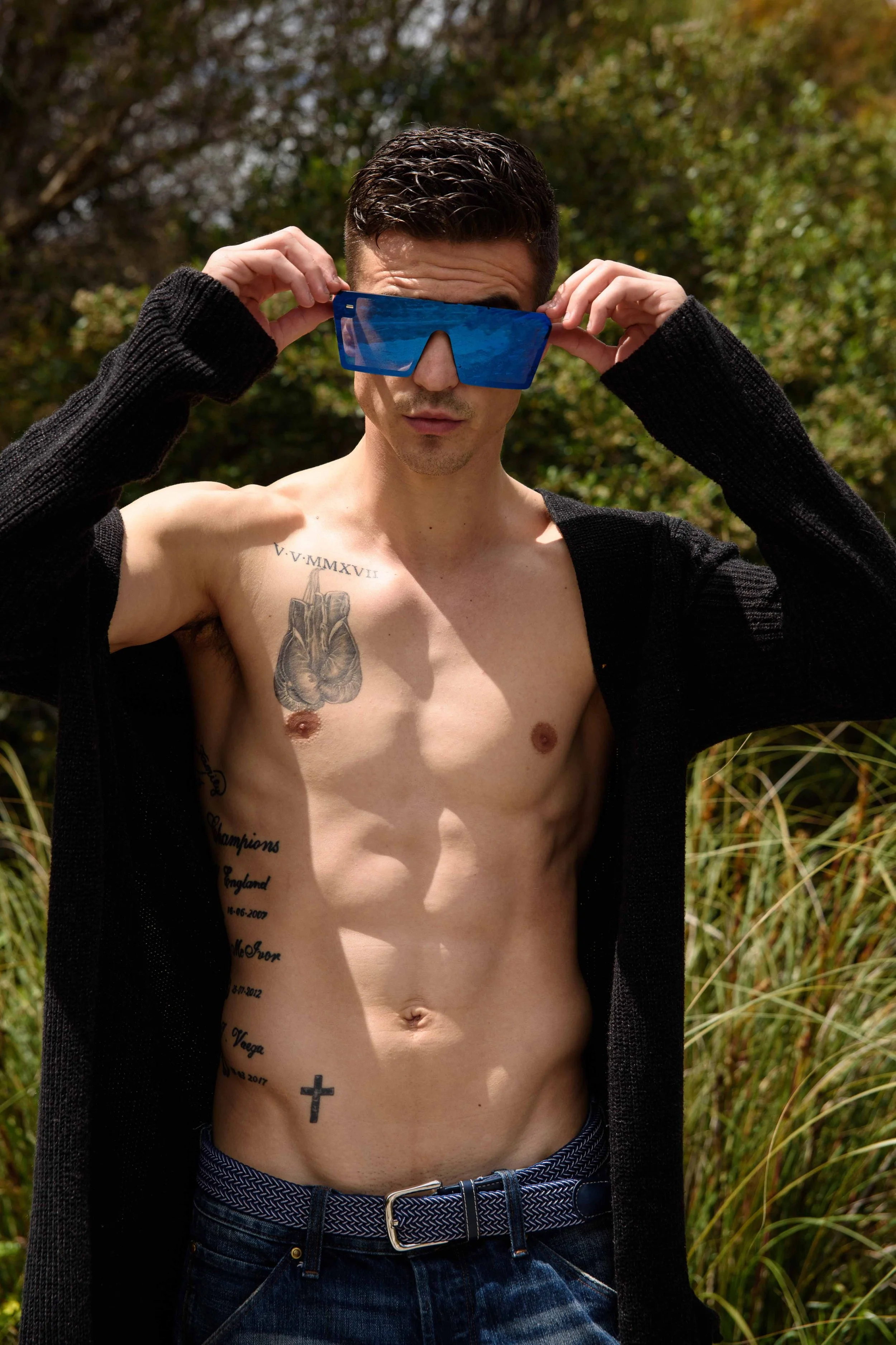 Jackson England Australian Fashion Model Instagram Influencer Celebrity Tik Tok V Shades Premium Luxury Sunglasses VS Brands Digital Media Holding Company Ultraviolet Oversized Shield.jpg