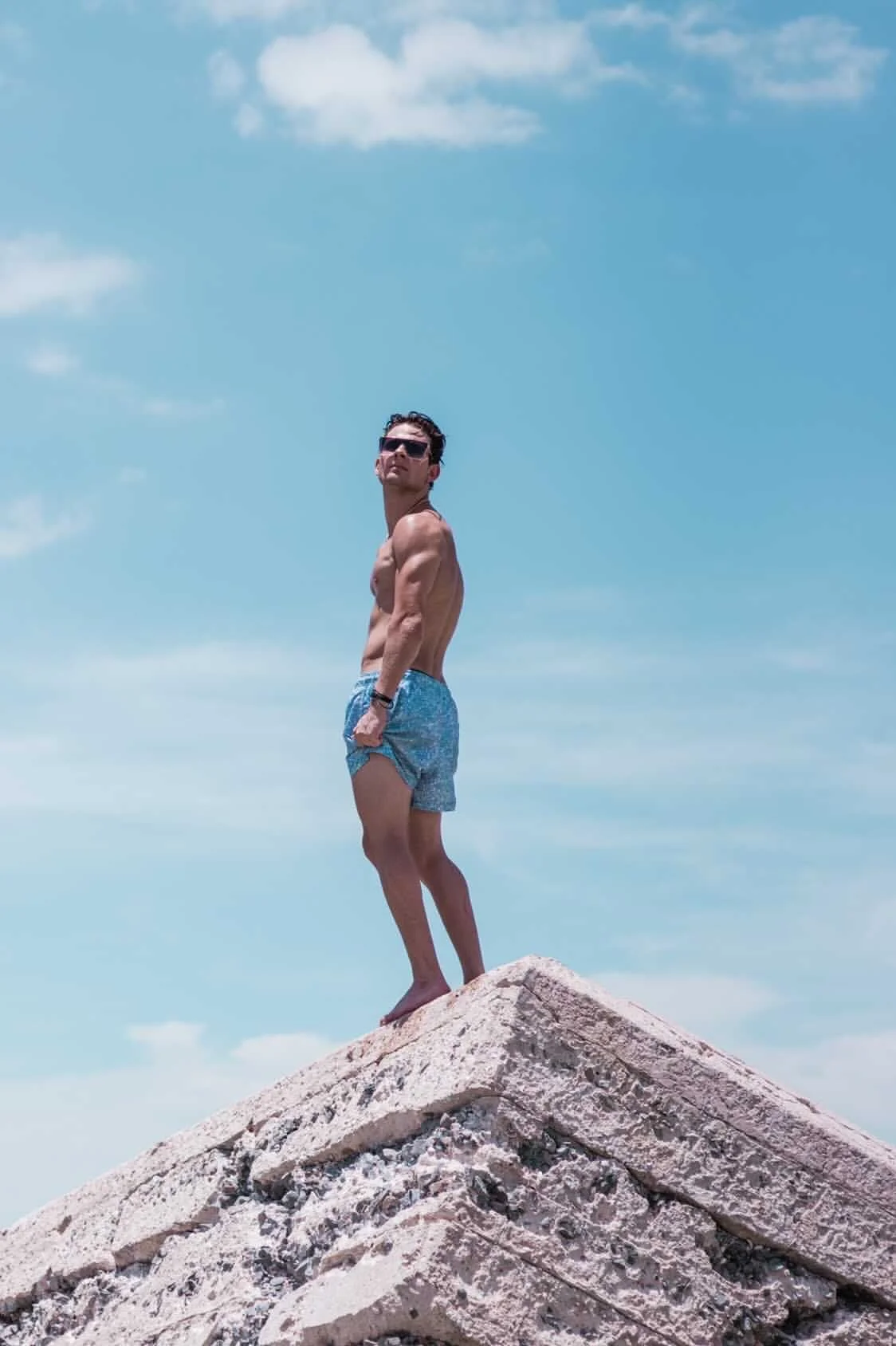 Chase Christian Fashion Model V Shades Sunglasses Track Fashion 7.JPG