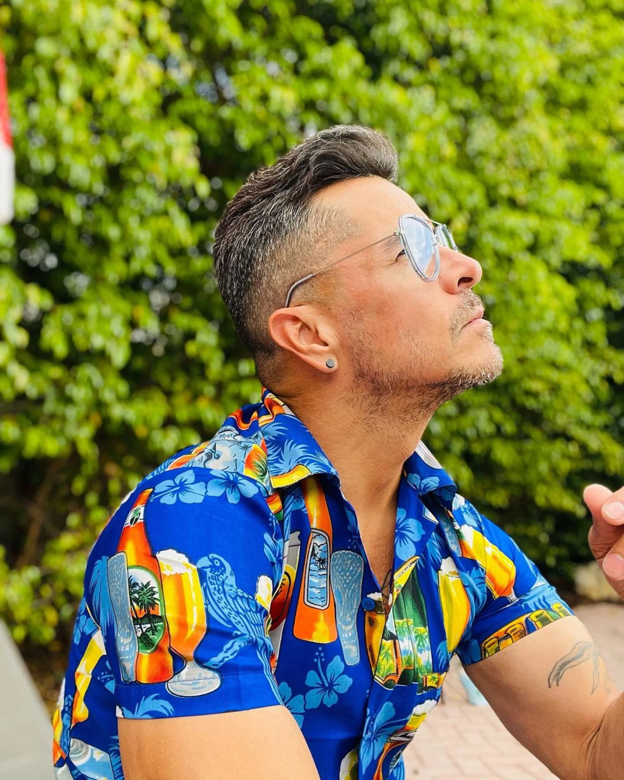 Mario wearing 'Atlantic'  aviator sunglasses by V SHADES