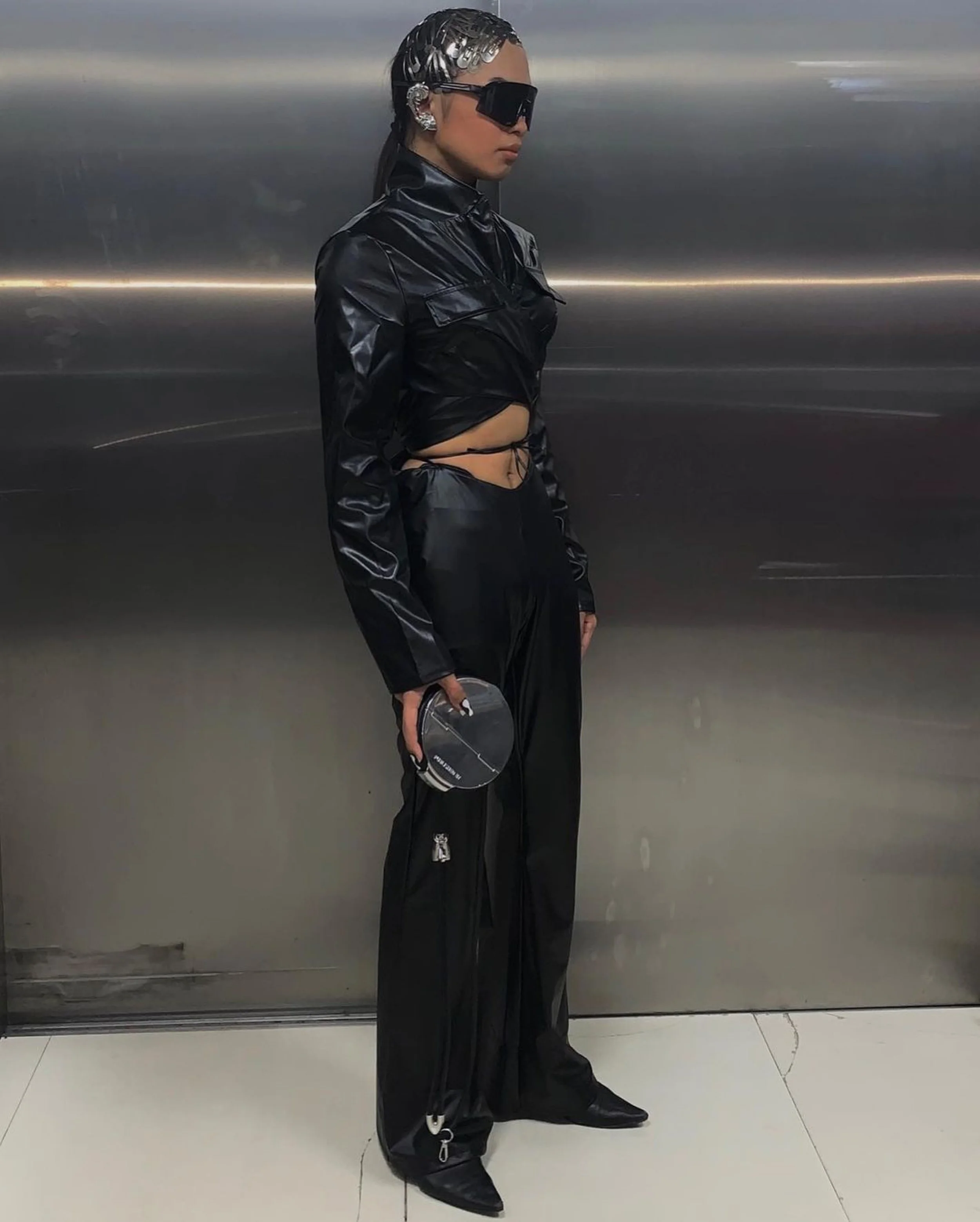 Zandy Zambrano model v shades sunglasses motorsport 5.JPG