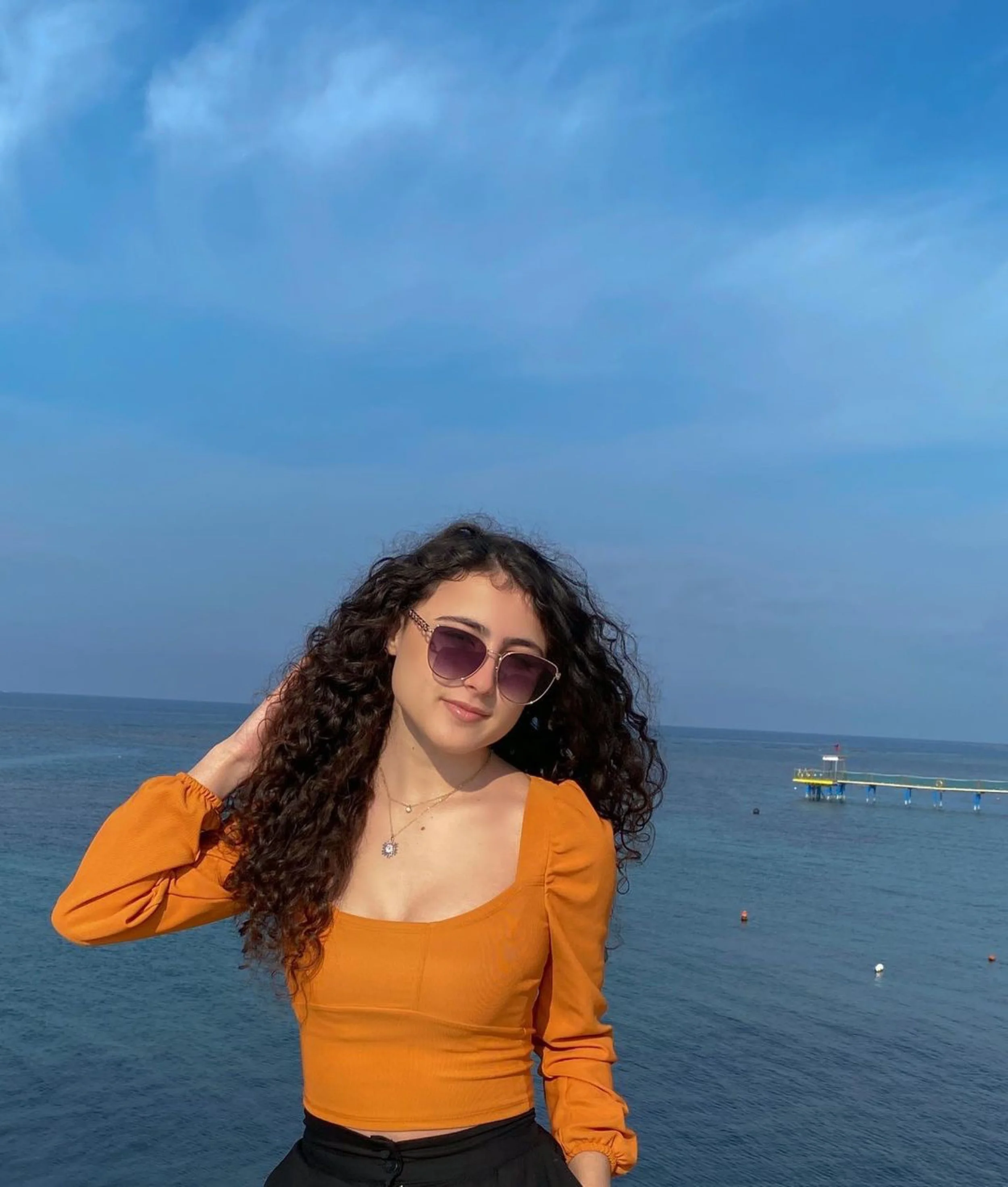 Erida Hoxha Fashion Model V Shades Sunglasses Chic Fashion 4.JPG