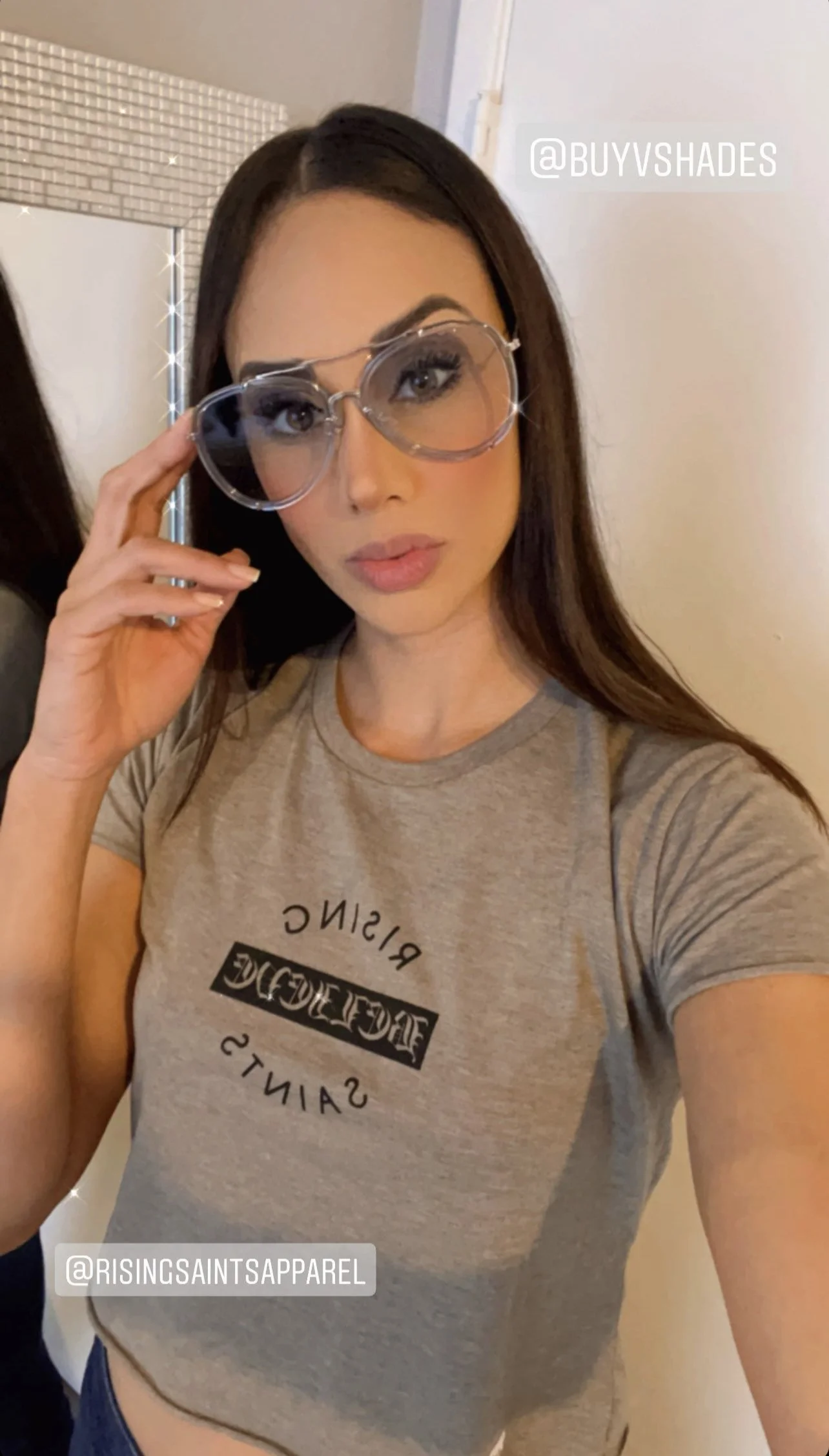 Jennine Candela wearing 'Atlantic' aviator sunglasses by V SHADES