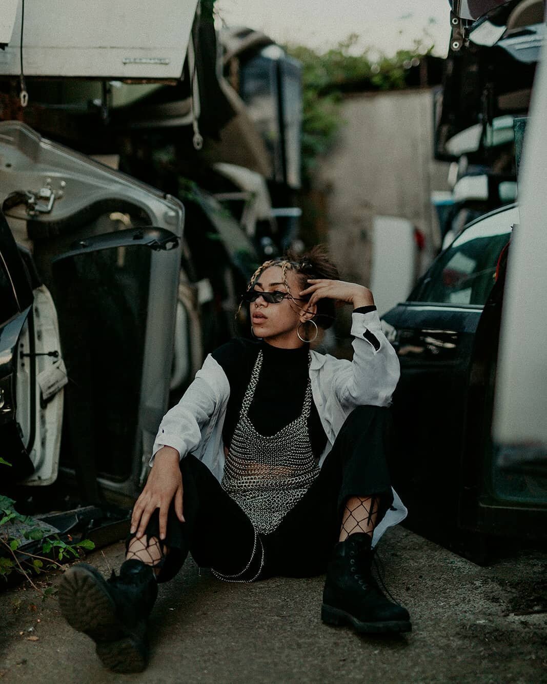 - Junkyard days are over -

Omgggg i miss shooting creative styled portraiture. It will always be at my roots and close to my heart, its how I started this whole thang! Coming up with funky ideas and making friends model for me, those were the days. 