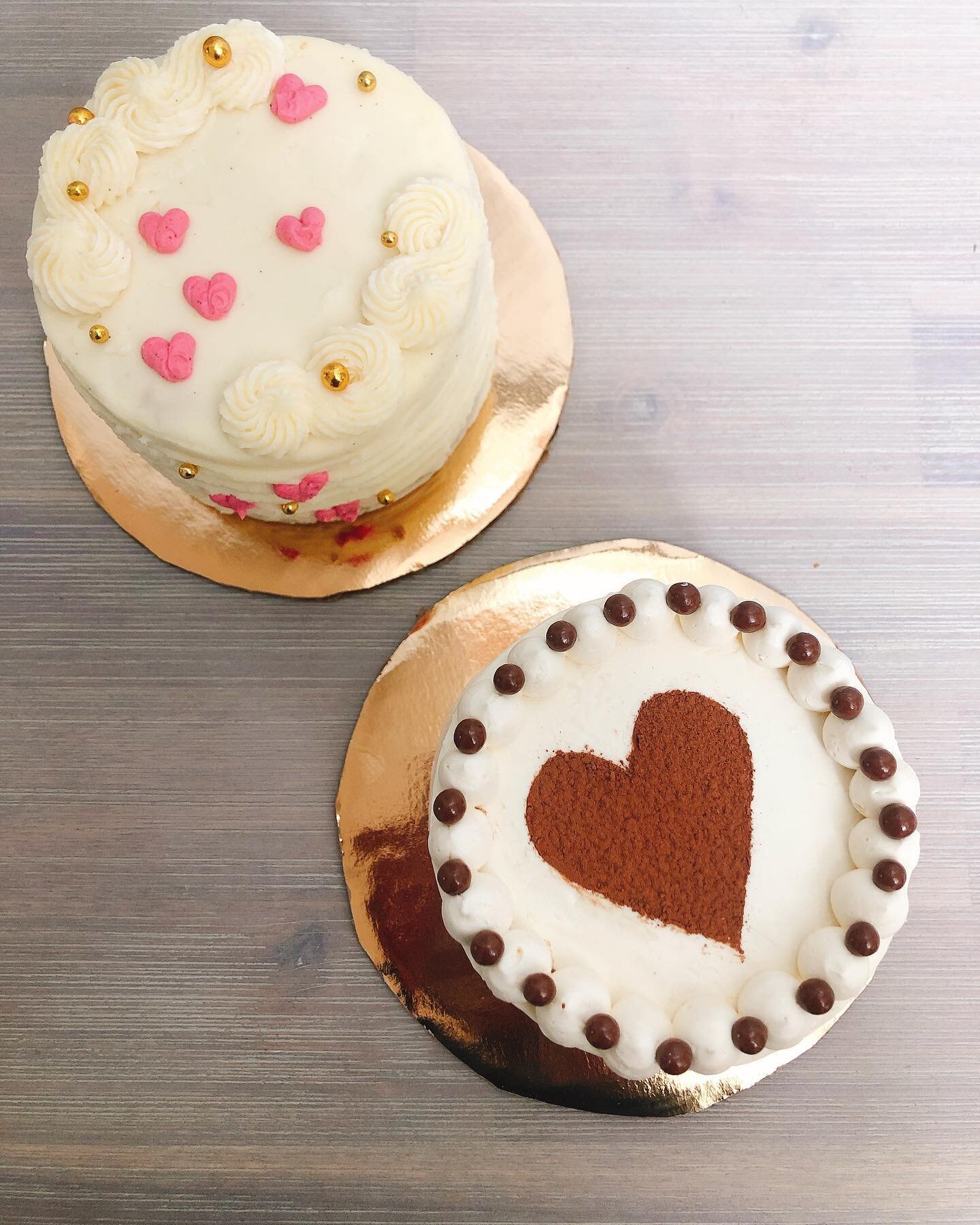 Valentines is just around the corner. We have these 4in baby cakes for you to share with your love one, your boo, or your bestie. Which ever special person you choose these cakes are sure to warm your hearts. Order by 2/10 for pick or delivery for 2/