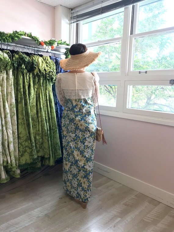 https://i.etsystatic.com/26448556/r/il/a572e8/2822350321/il_570xN.2822350321_ndii.jpg
