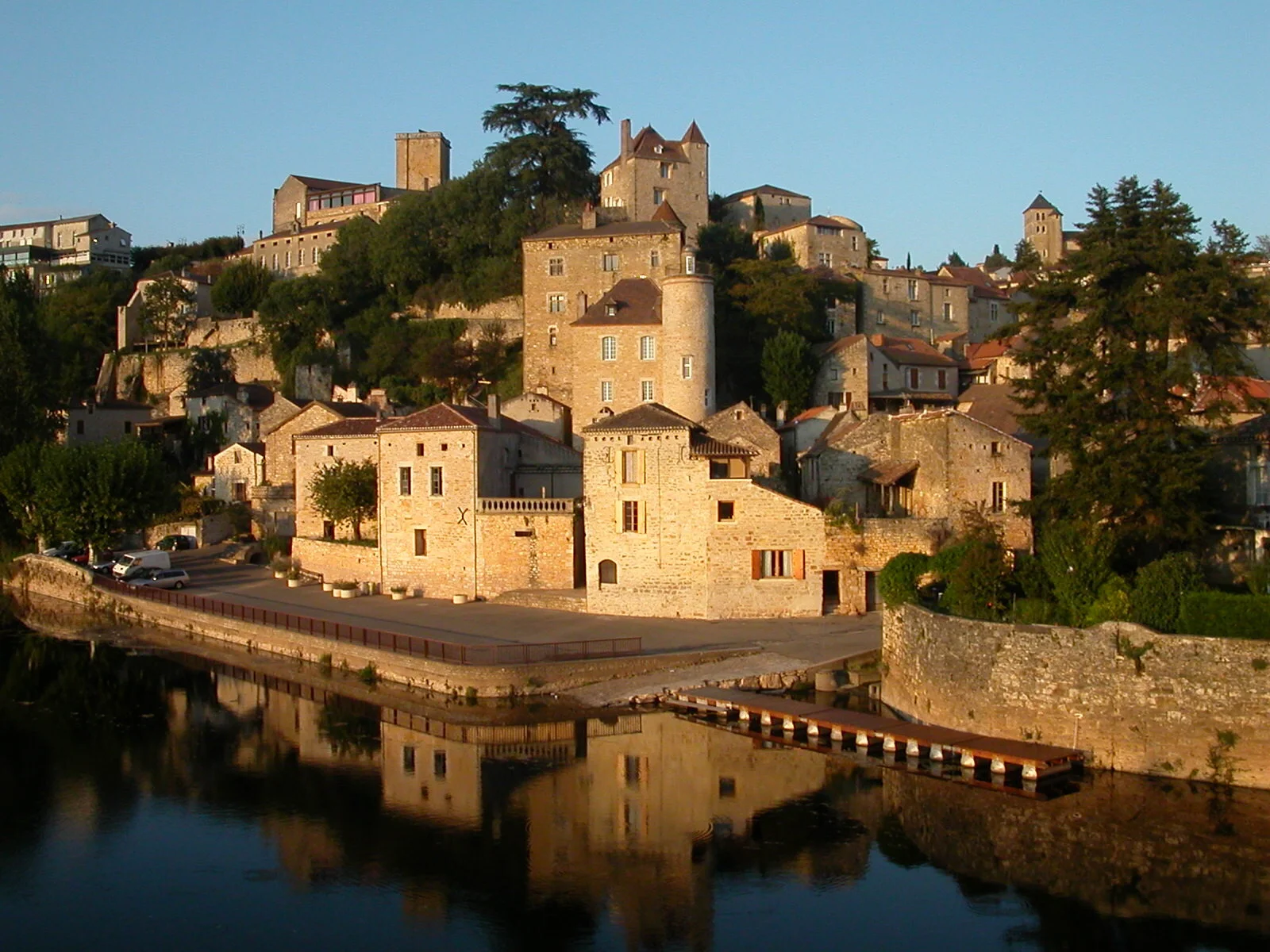 Puy L'évêque in the Lot Valley-France 2006