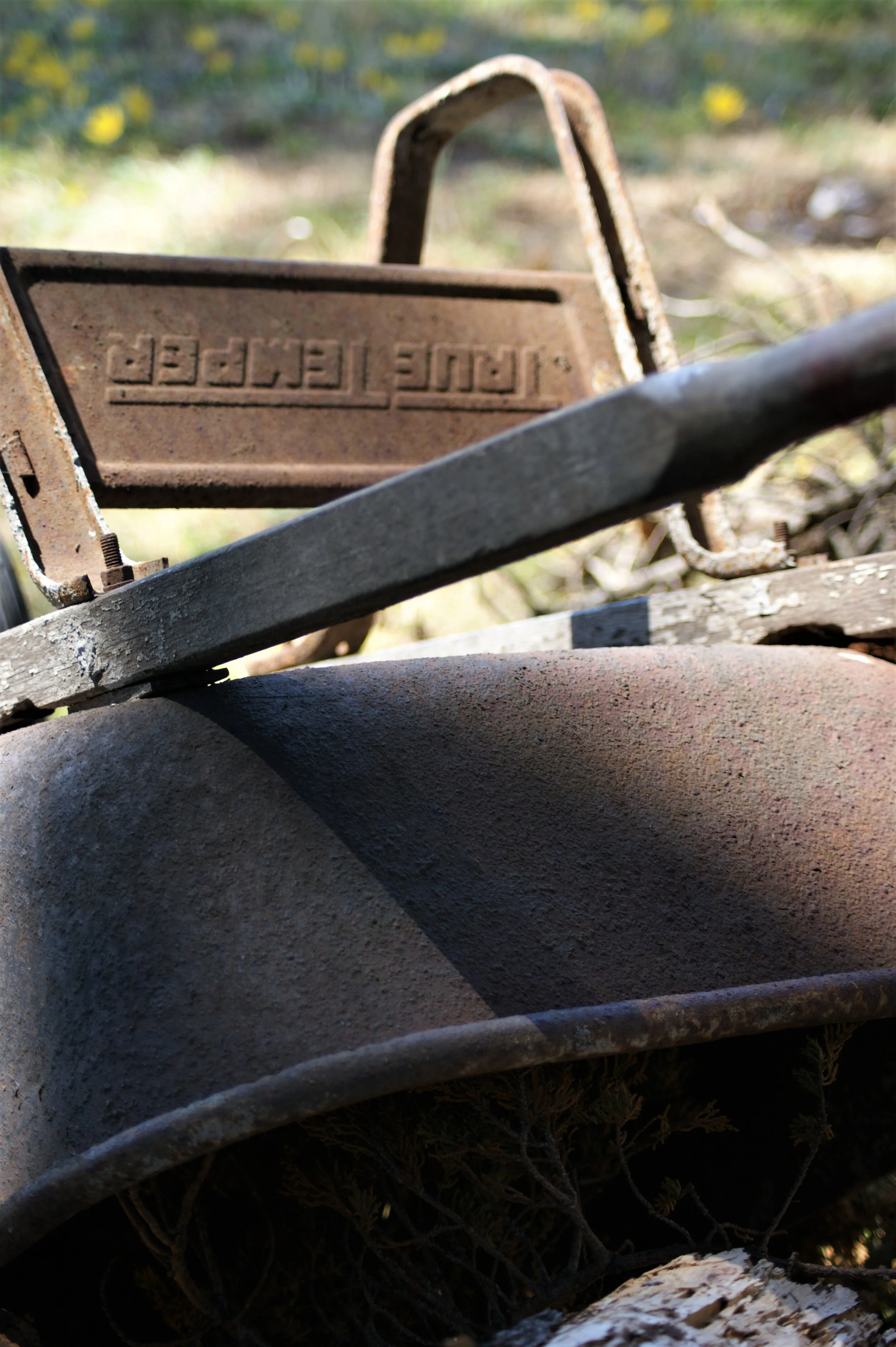 True Temper Wheel barrel
