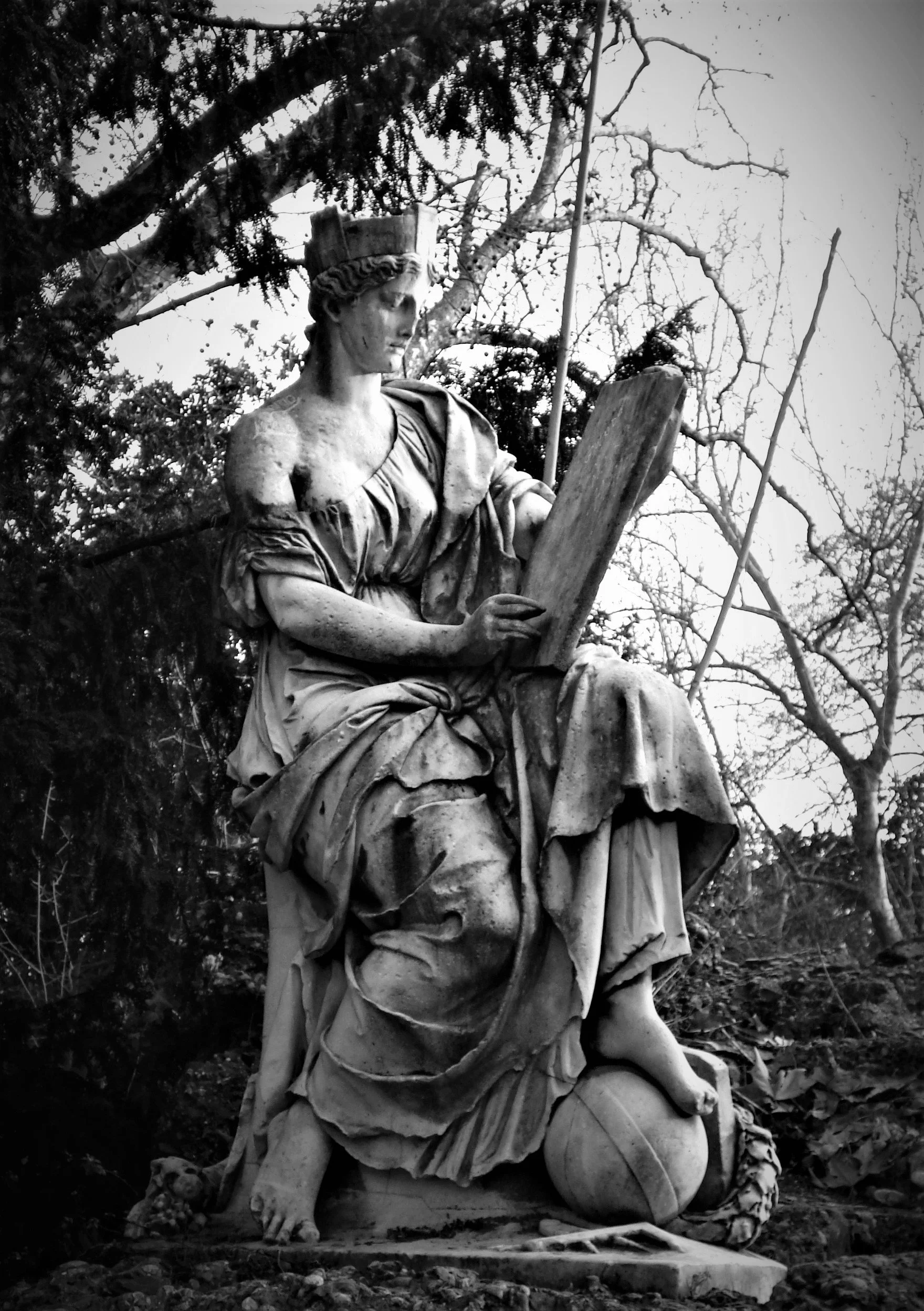 Victoria in Stone