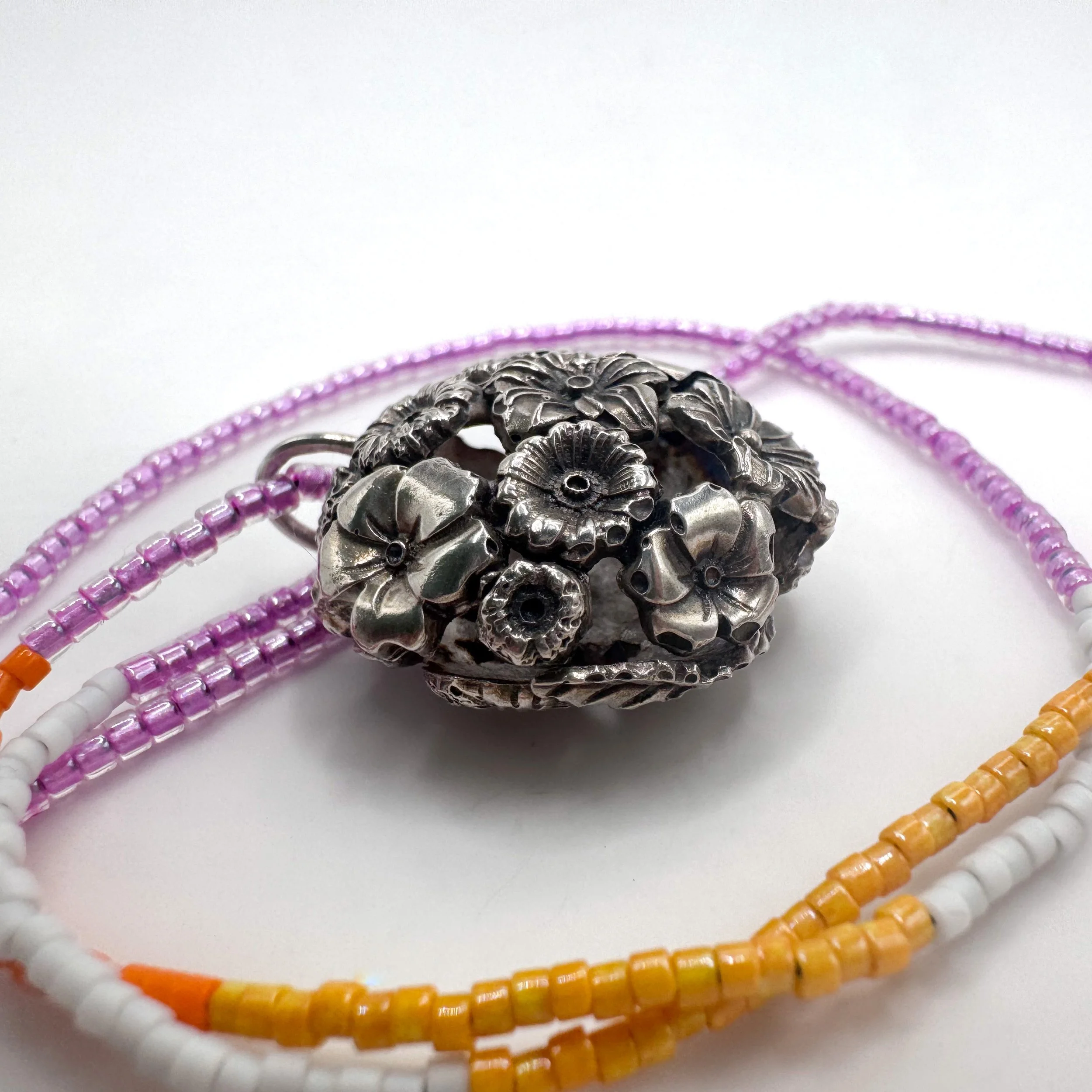 Flower Ball Pendant: mini