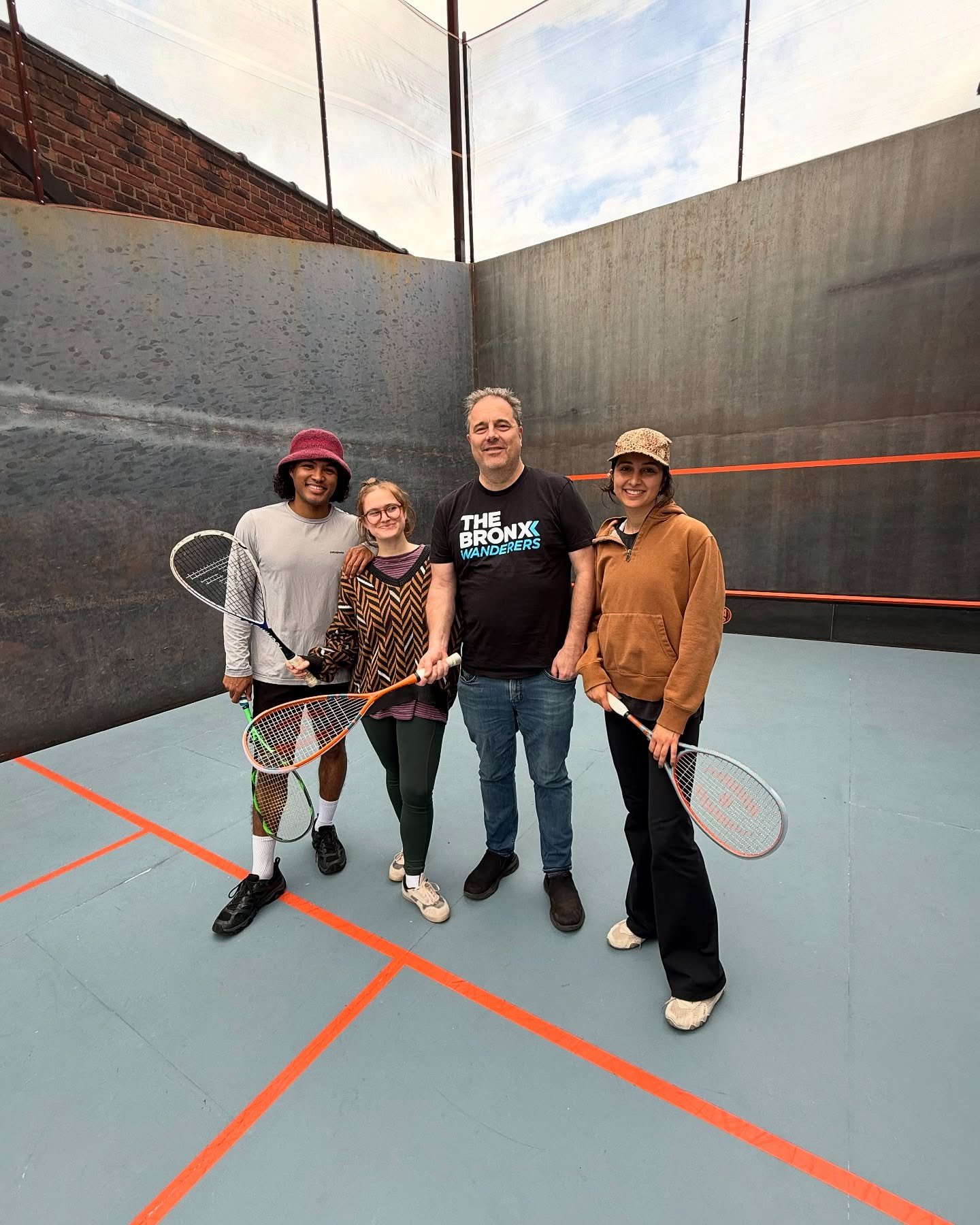 It doesn&rsquo;t get any better than this. Family and friends squash. 

Thanks for coming out to play @itsinqueens 

Outdoor squash on the only steel wall court in the world in Queens, NYC. 

#squash #nyc @nysquash @maspethwelding