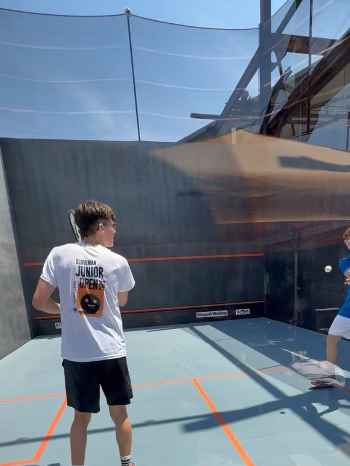 #Squash57 played on the outdoor steel court in Maspeth with the white Price of Bath Excel Racketball by two Austrian junior squash players. &ldquo;This is great!&rdquo; (It&rsquo;s not just for old farts.)

US Squash is supporting the roll out of Squ
