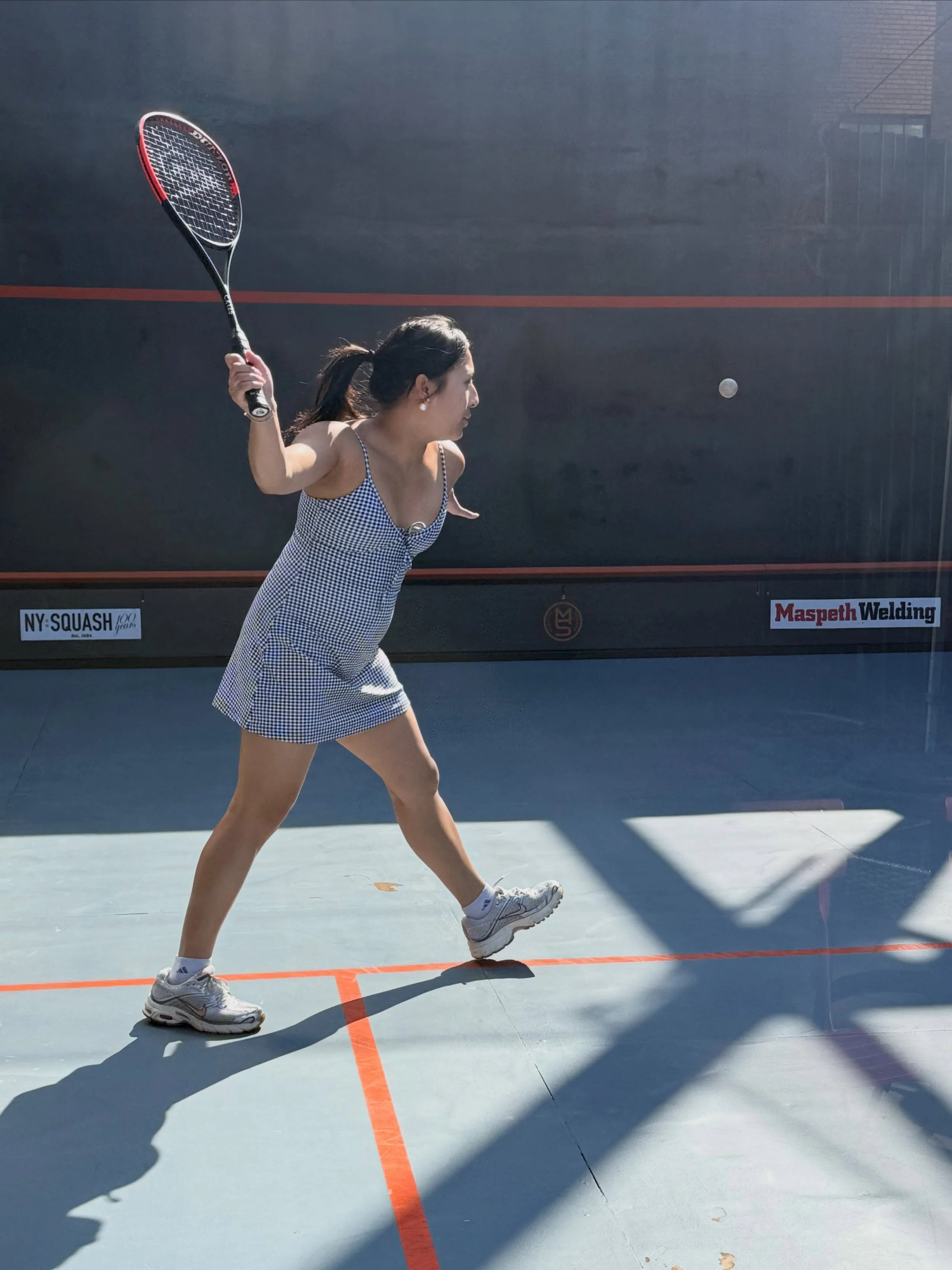 NYC Summer Squash Open continues with Lauren and James, Chloe and Celina. 
#squash #outdoorsquash #thesteelcourt @nysquash @ussquash @opensquashwomen @maspethwelding