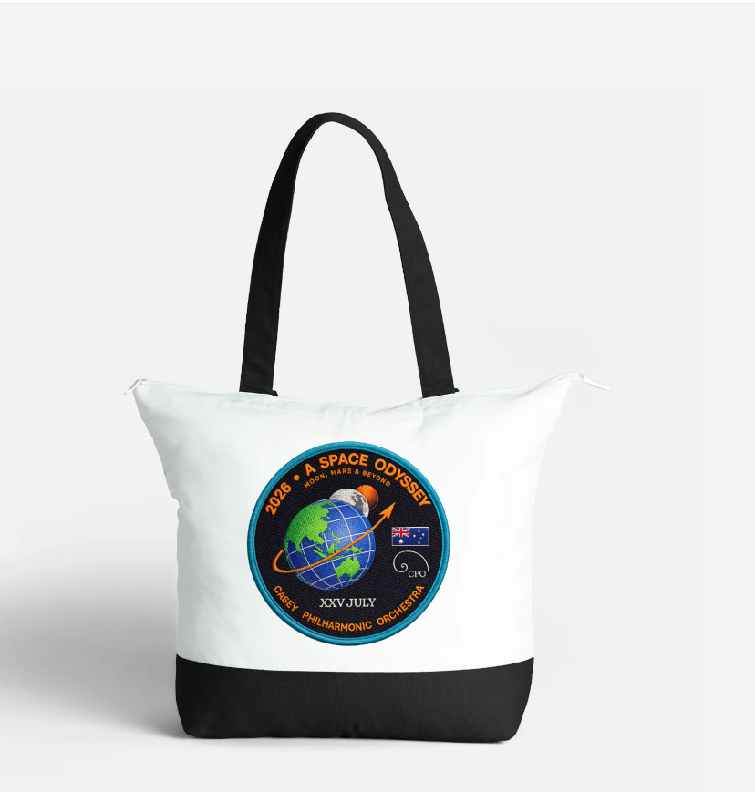 Tote bag with zip.png