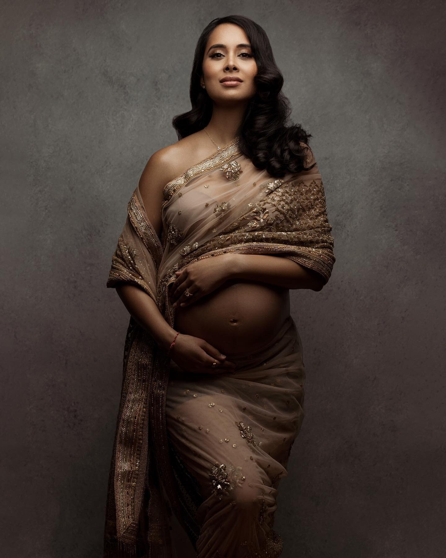 I&rsquo;ve always said that every maternity photo shoot is unique to who&nbsp;you&nbsp;are and your vision.&nbsp;We want you to embrace every part of you and this post truly shows how amazing that can be!

Priyanca, our beautiful mother to be, wanted