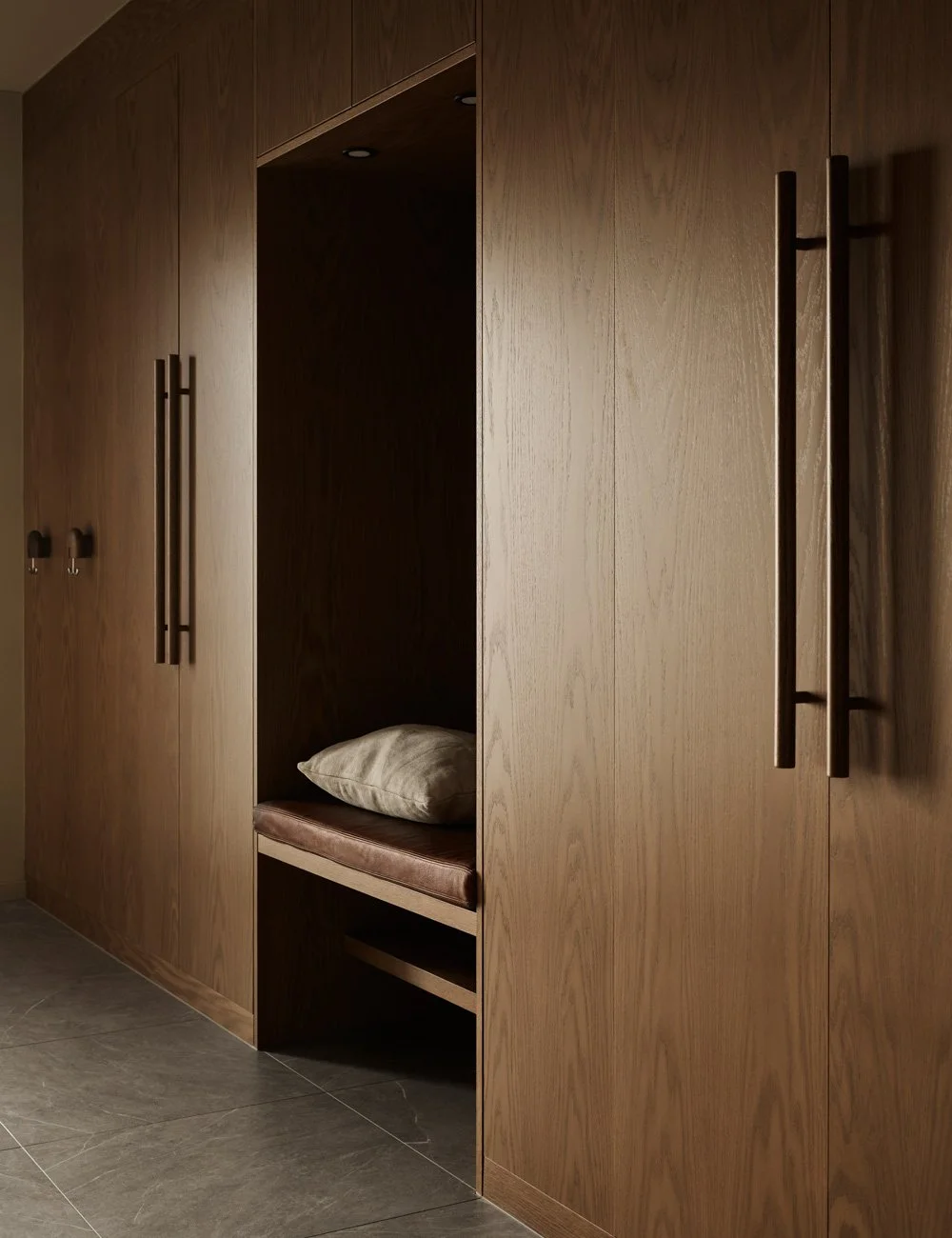 Garderober i varm eik fra Nordiska Kjøkken