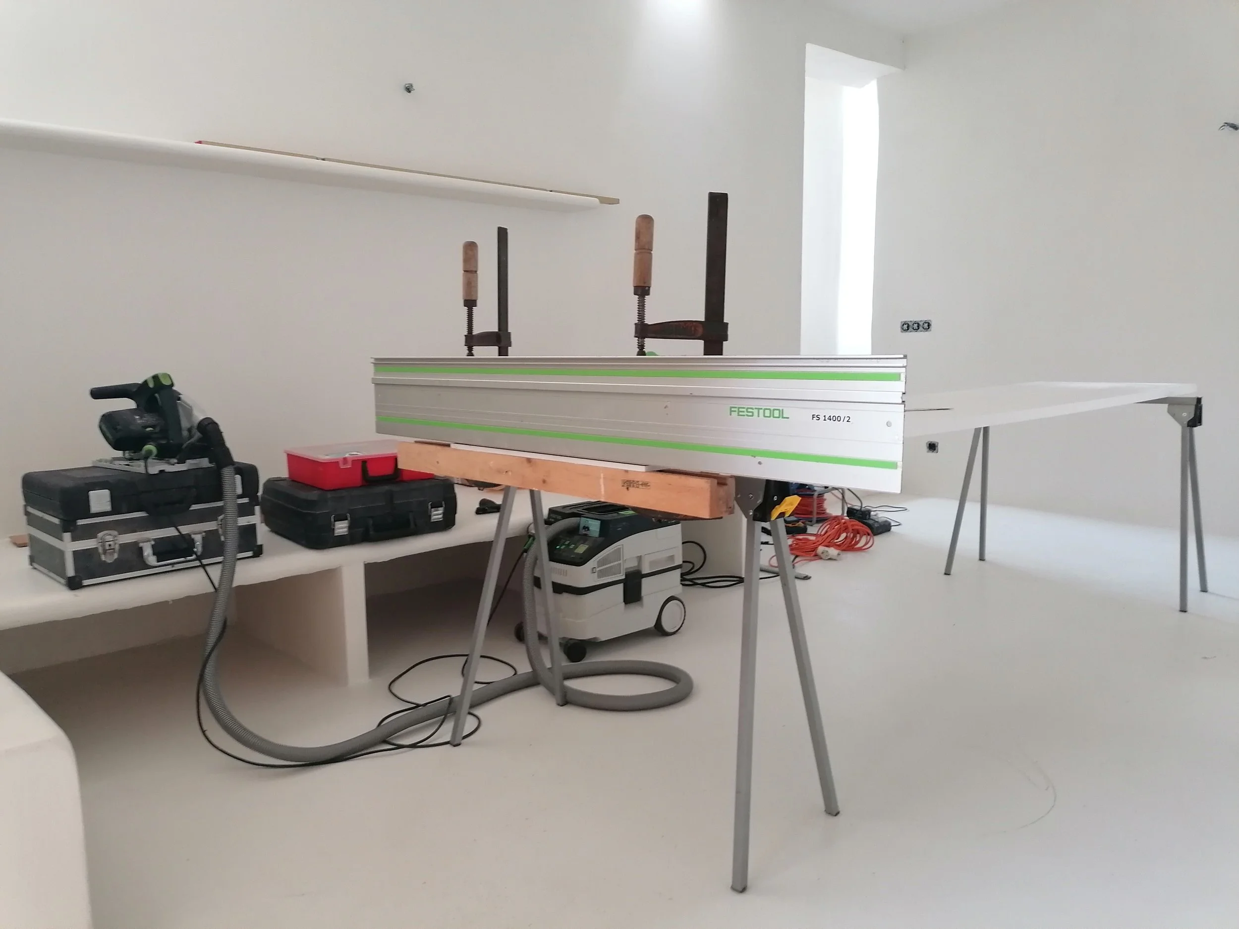 Doors and Shutters Installation in Sant Joan – Hugo Will Fix It