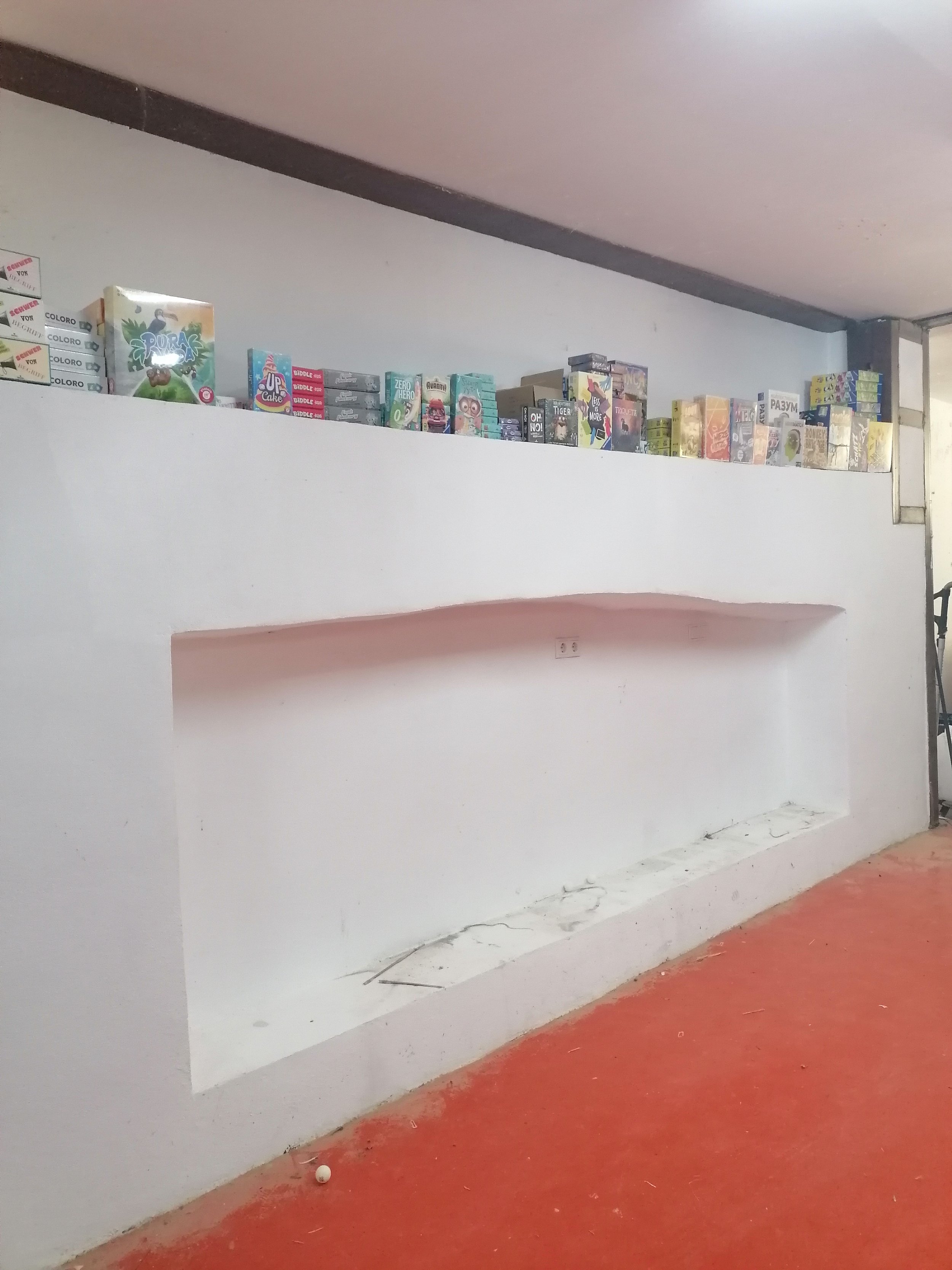 Custom Wooden Shelving – Colonia Sant Pere – Hugo Will Fix It