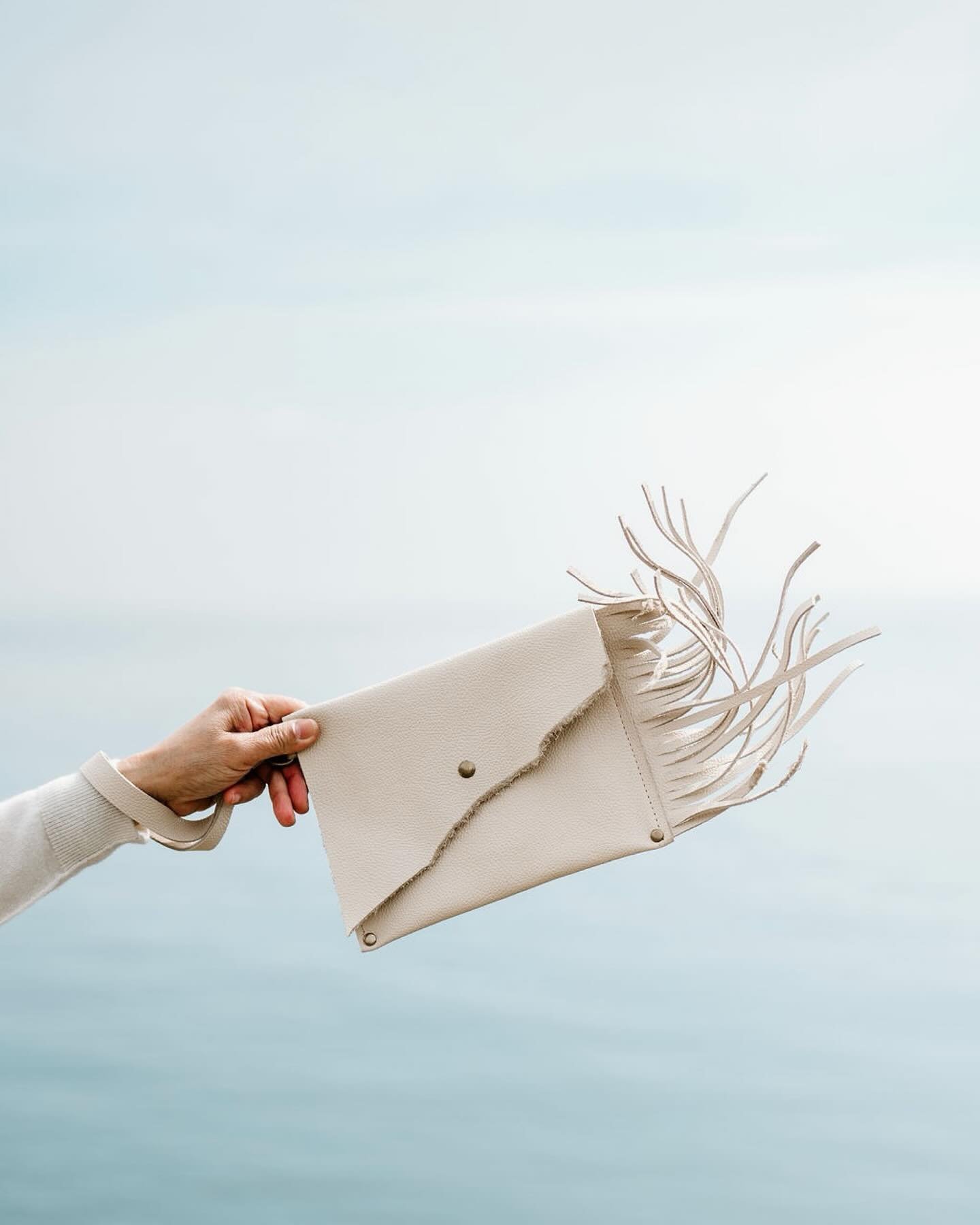 A few details from a recent shoot with Rose of @rosemcgrathcreations 

Catch her at ArtisTREE Festival this weekend (July 27-28) for an incredible market nestled in the beautiful gardens at Victoria&rsquo;s Governtment House

Vancouver Island Photogr