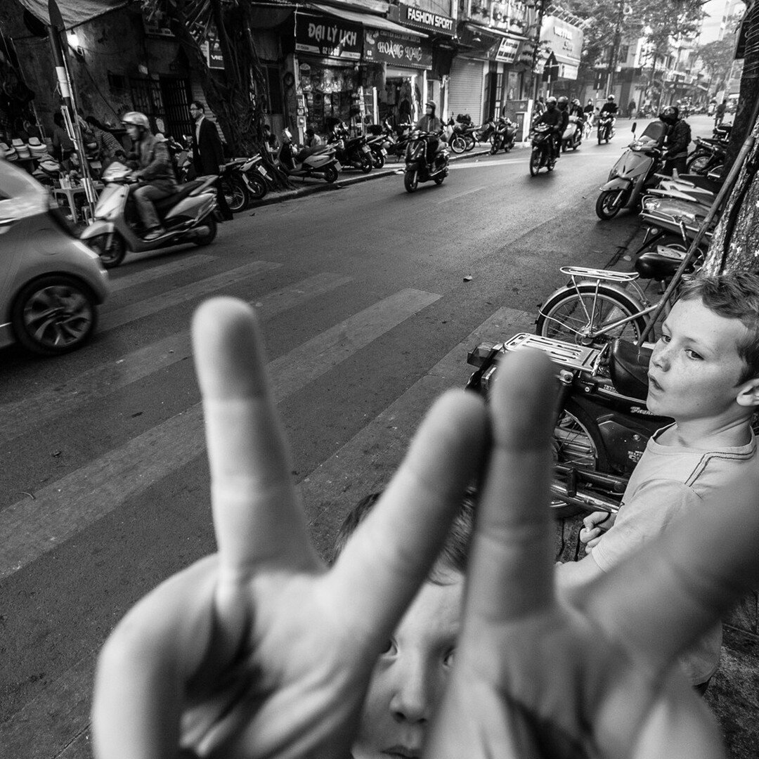 Hanoi. 2017
~~
#photographer #photography #streetscene #colourphotography #travelpics #blackandwhite #travel #travelphotography #travelphotographer #momentsintime #streetphotographer #streetphotography #streetphotographers #streetphotographersfdn #yo