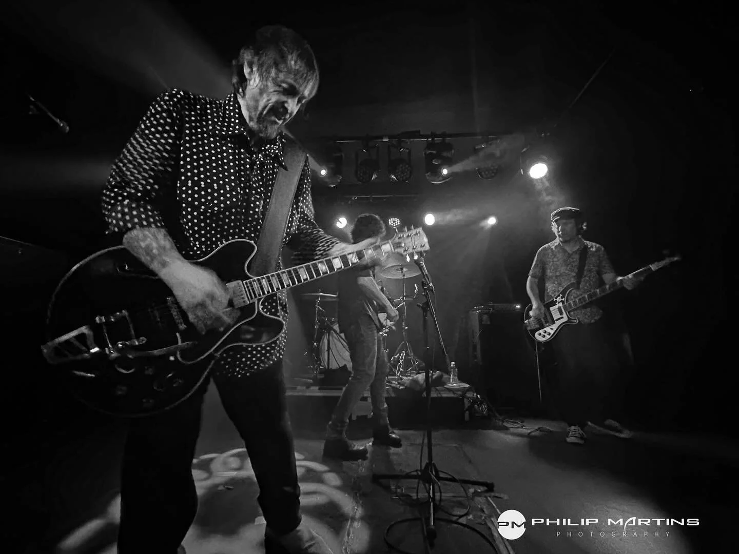 @officialasteroidb612 - @thecurtin 14.11.25
~~
An absolute pleasure last night to see and shoot these legends of the underground Australian rock music scene, Asteroid B-612, including the great @johnnycasino ripping it up on guitar, at the The John C