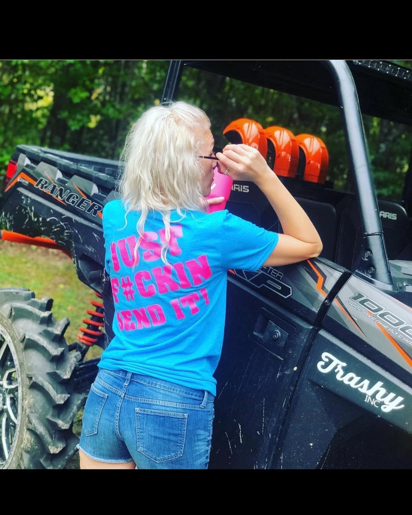 One of our favorite shirts is backkkkk in stock on the website! Check out all of the new colors at 
www.TrashyInc.life or run by @elitepowersports for all your #TrashyInc needs 🤙🏼
&bull;
#TrashyIncApparel #JustEffinSendIt #NewStockAlert #BitchesLov