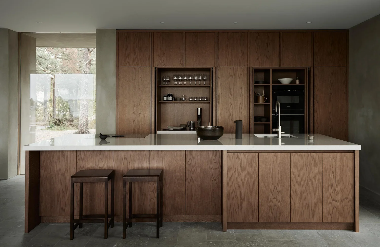 Dark wooden kitchen in the architect-designed villa — Nordiska Kök