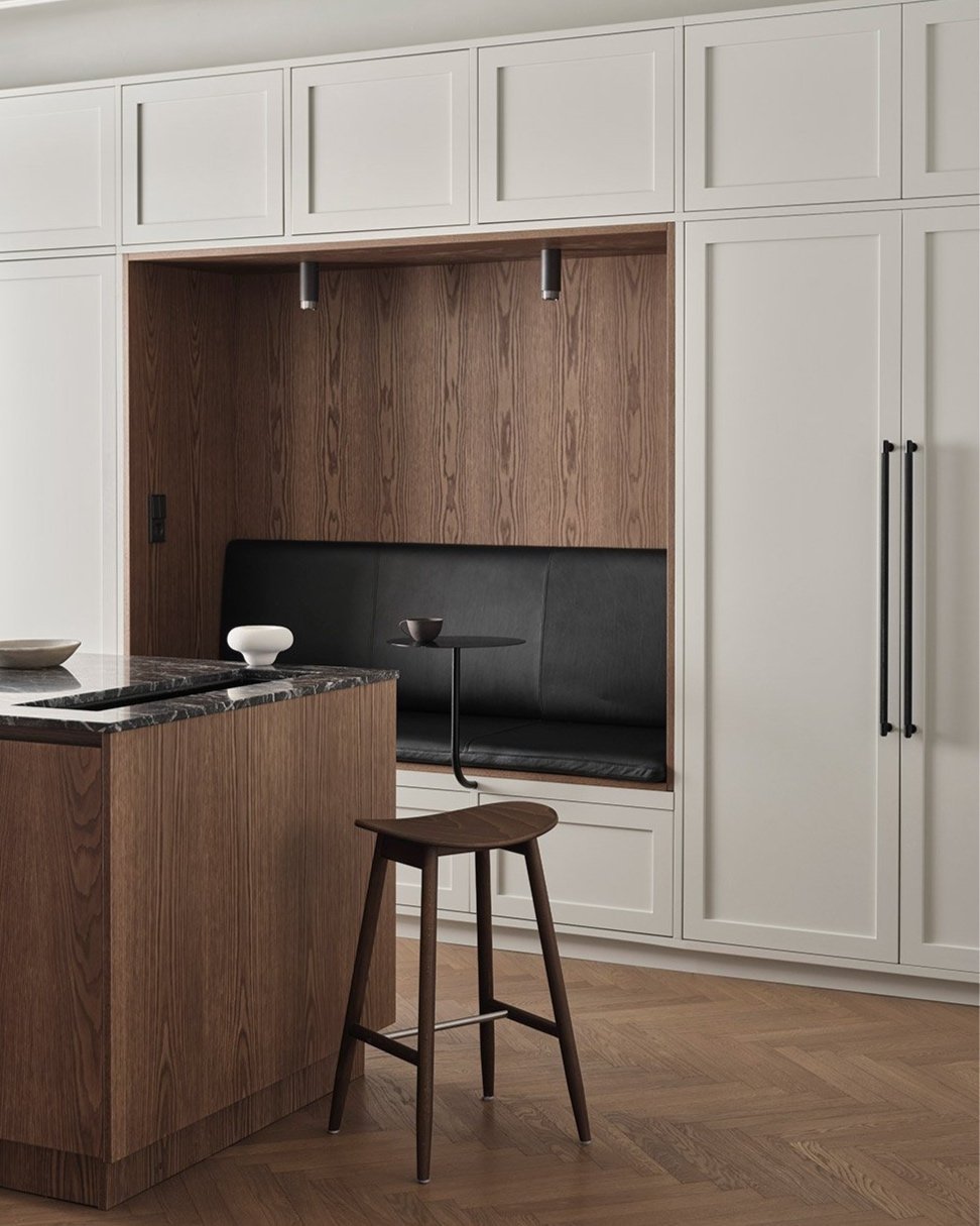 wooden-kitchen-in-stockholm-with-sitting-bench.jpg