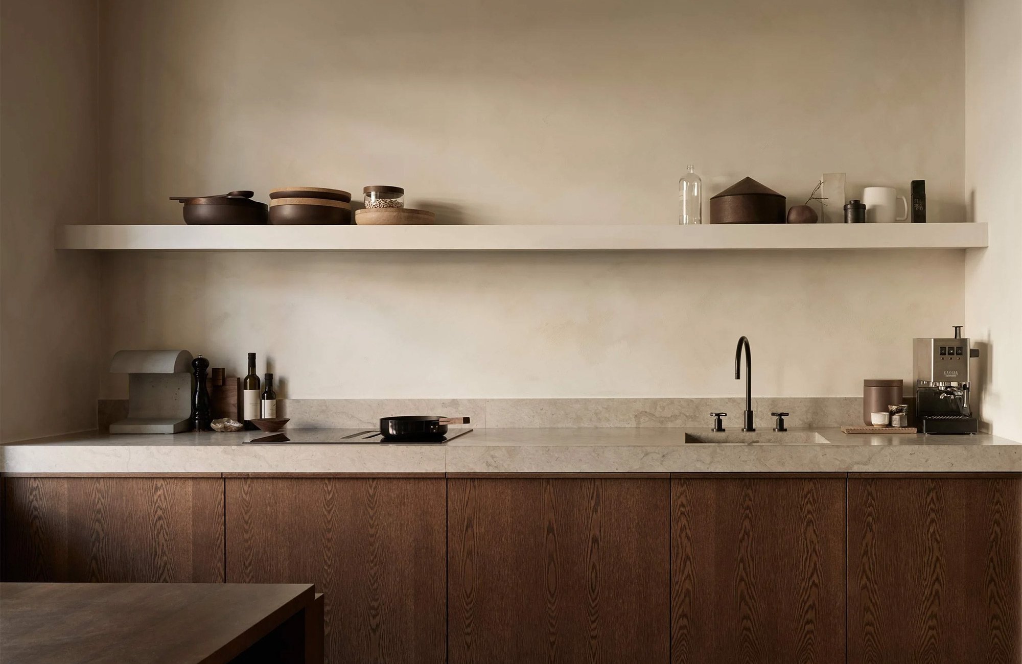 nordiska-kok-modern-japandi-style-kitchen.jpg