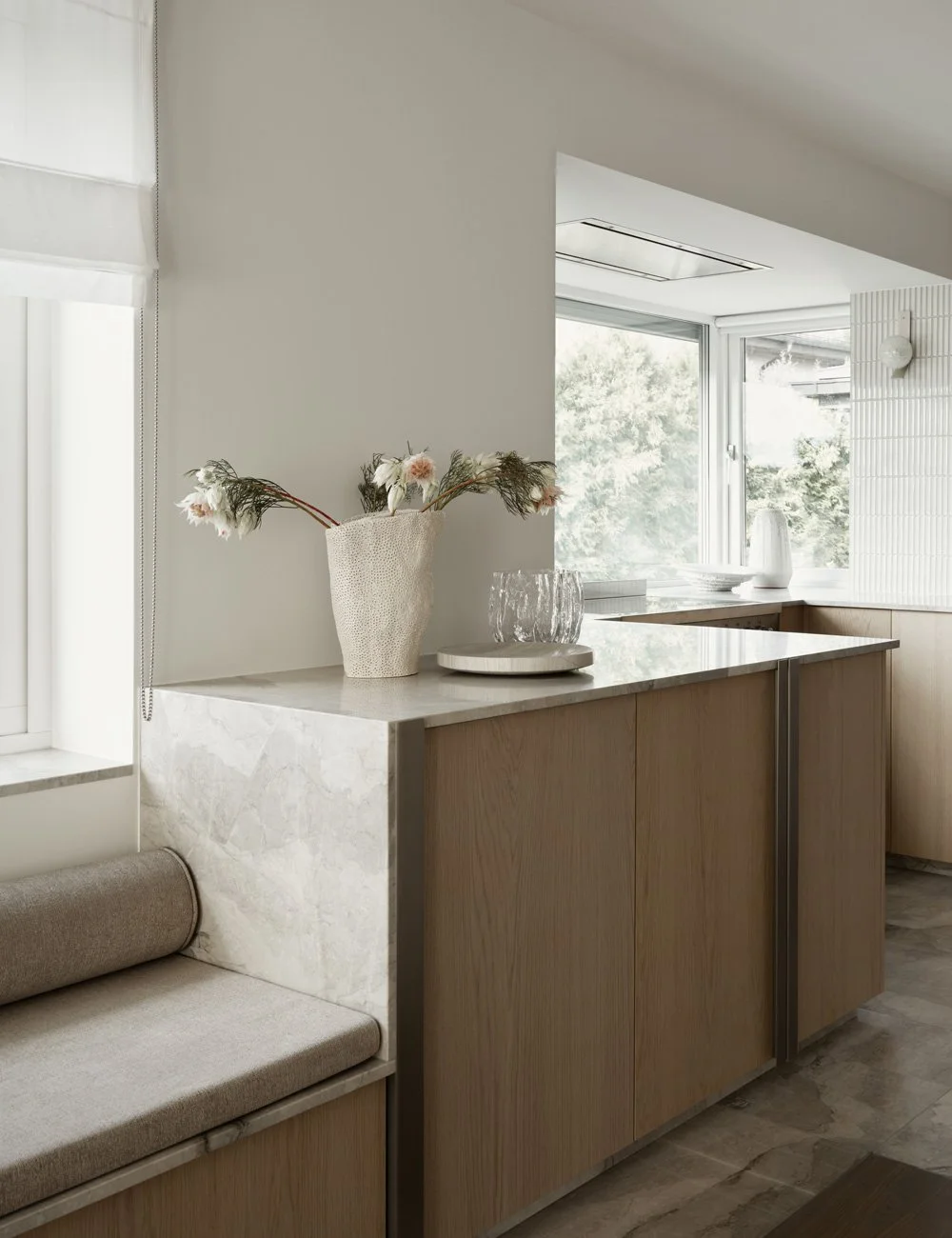 The Light Oak Kitchen by AO/JN Interiors — Nordiska Kök