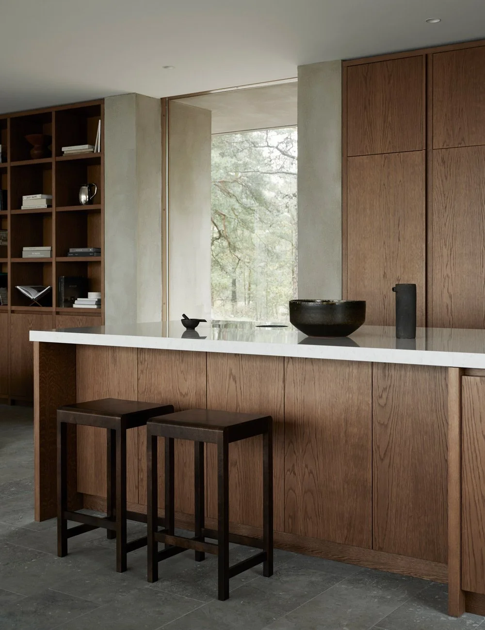 Dark wooden kitchen in the architect-designed villa — Nordiska Kök