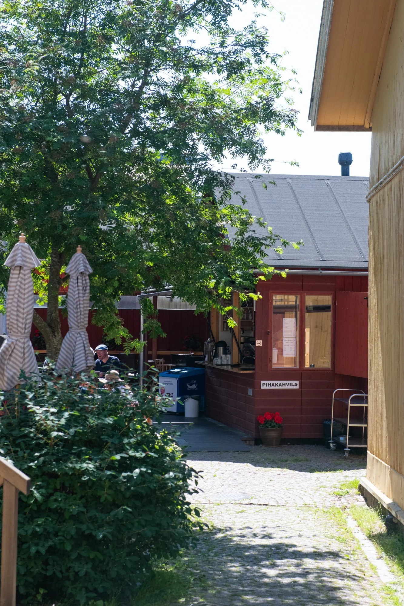 Kontio-sisäpiha-06-25-4.jpg