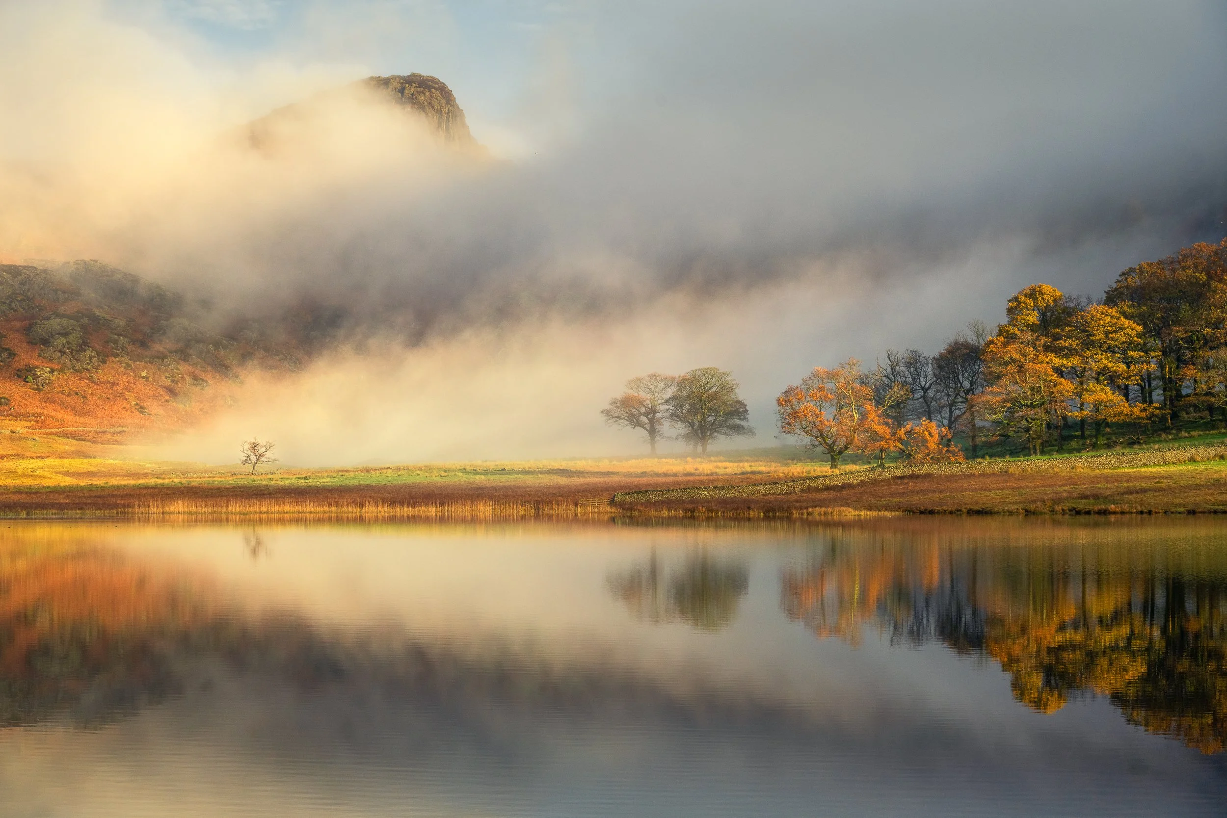 Epic tarn mist.jpg