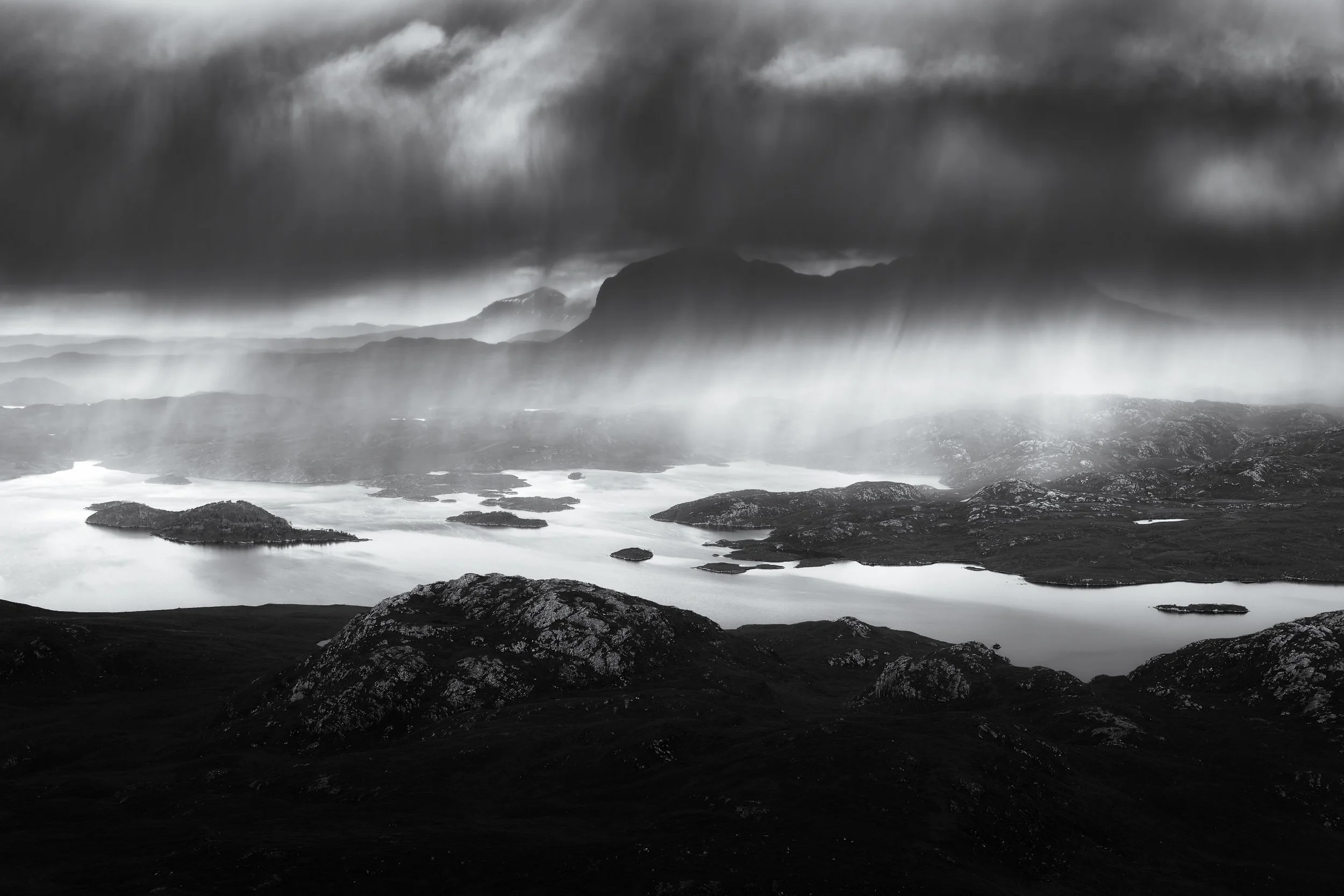 Suilven mono storm-Edit_Long Edge_2500x1667_U_130.jpg